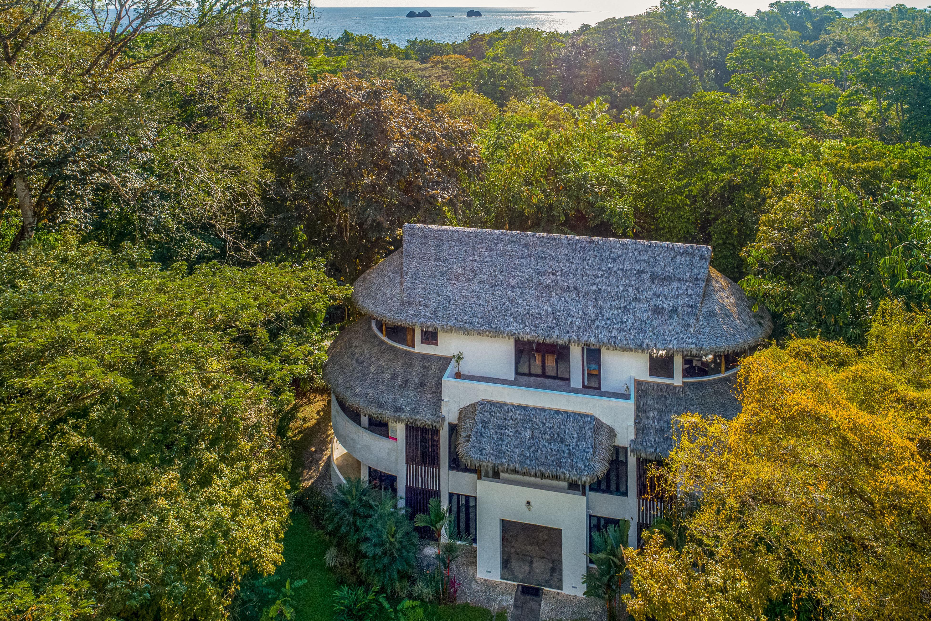 Makara Suite Penthouse 5