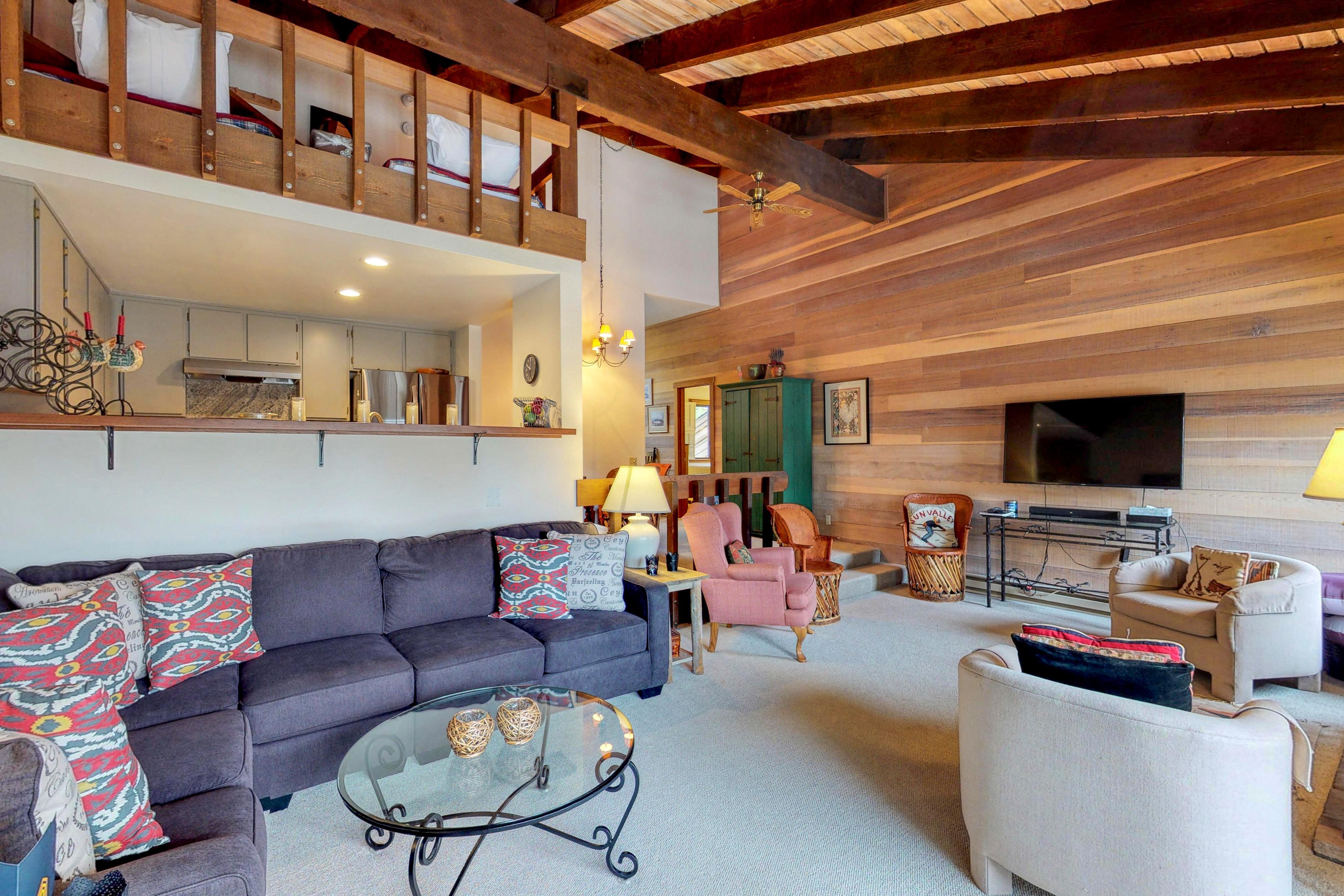 Snowcreek 1539 | Photo 2