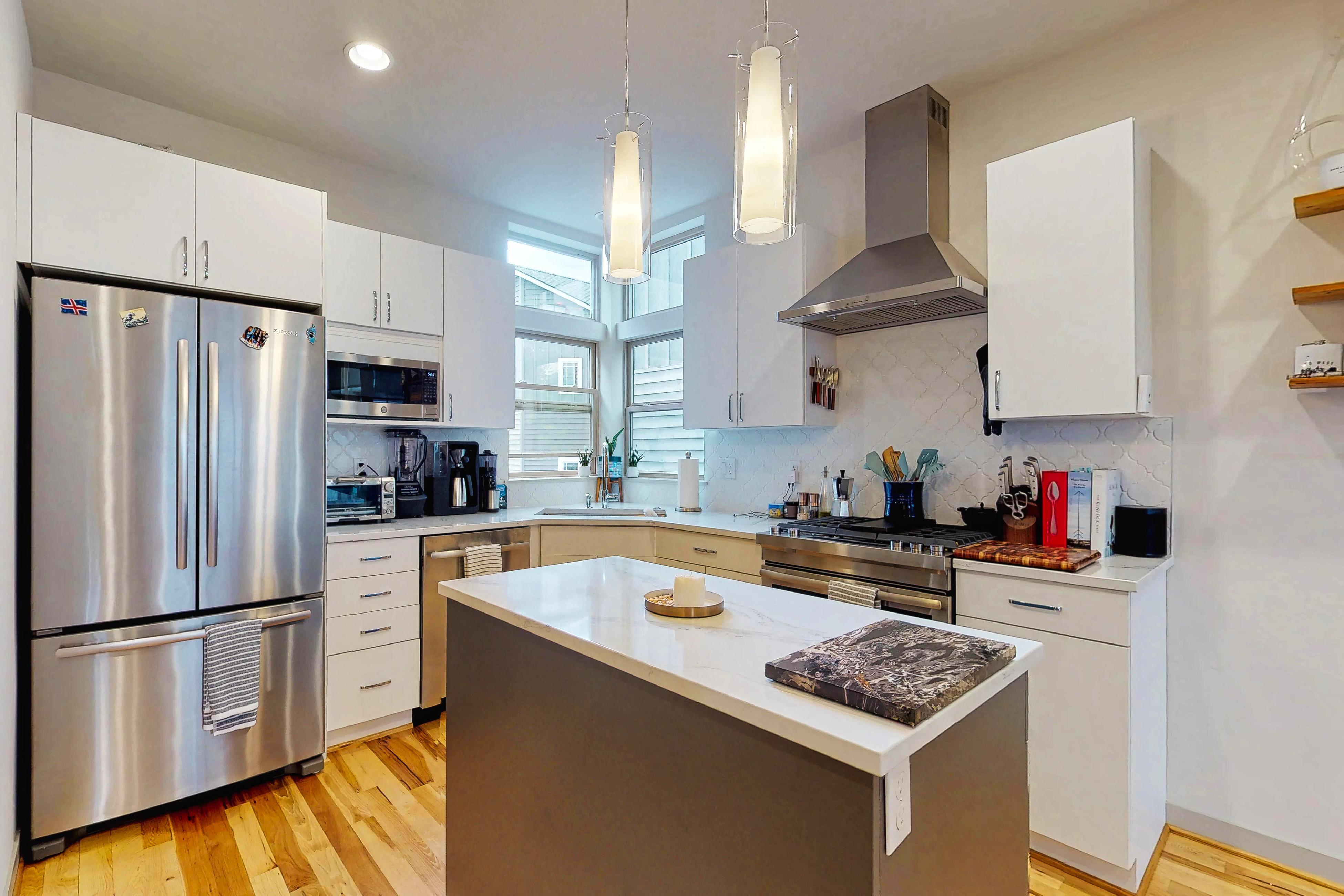 Fremont Skyline View 6