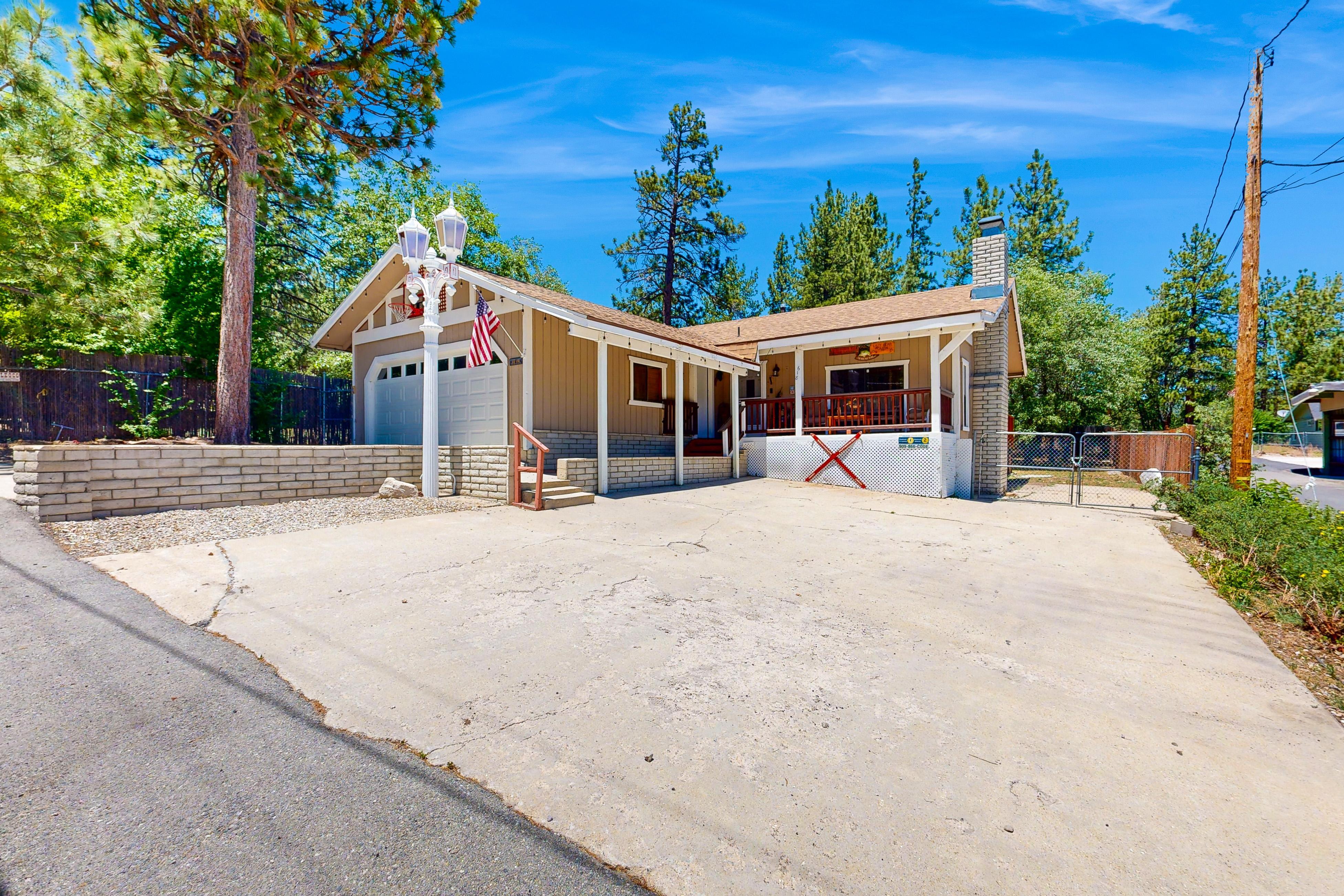 Lazy Bear Cabin | Photo 1