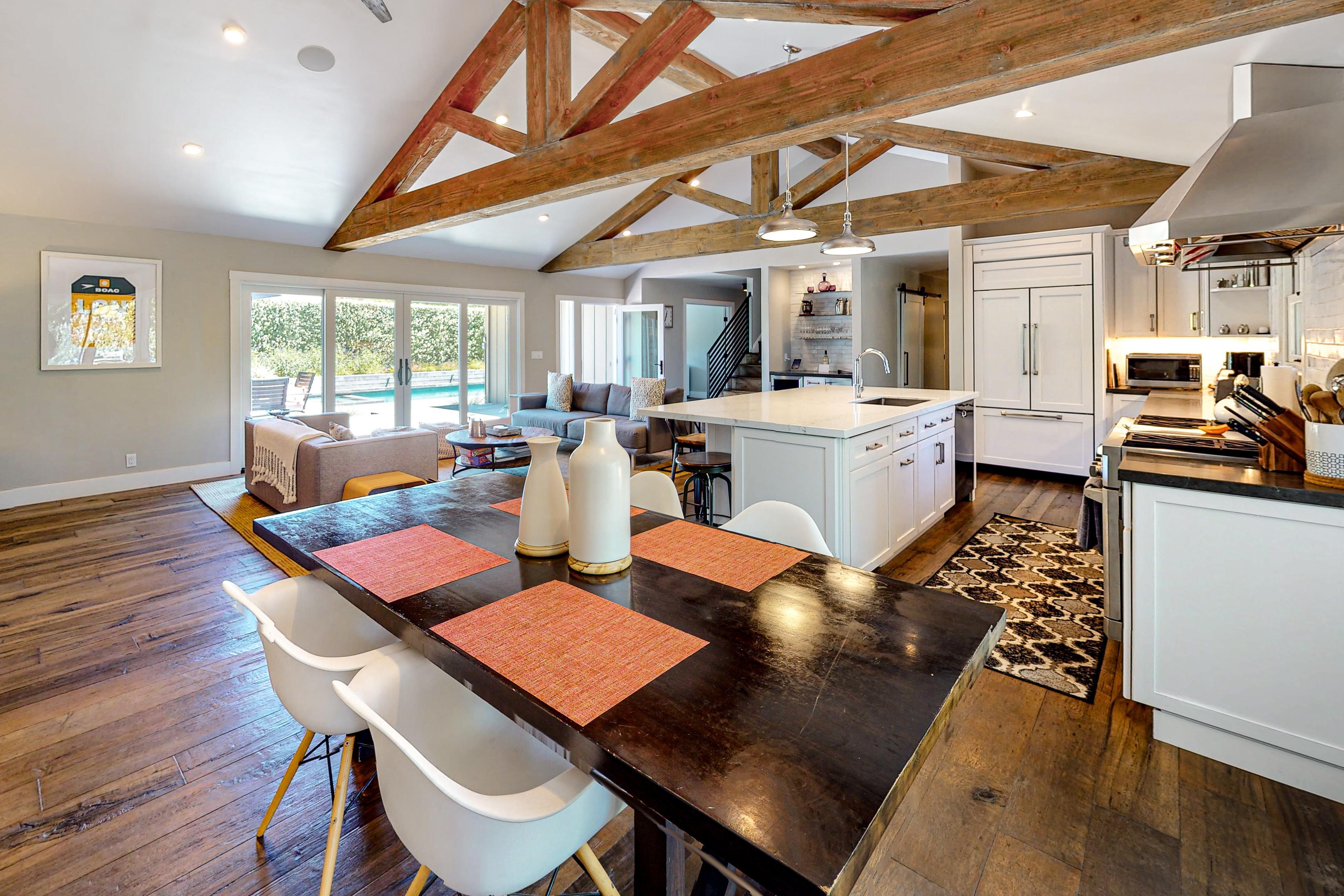 Modern Country Retreat close to Sonoma Plaza 6