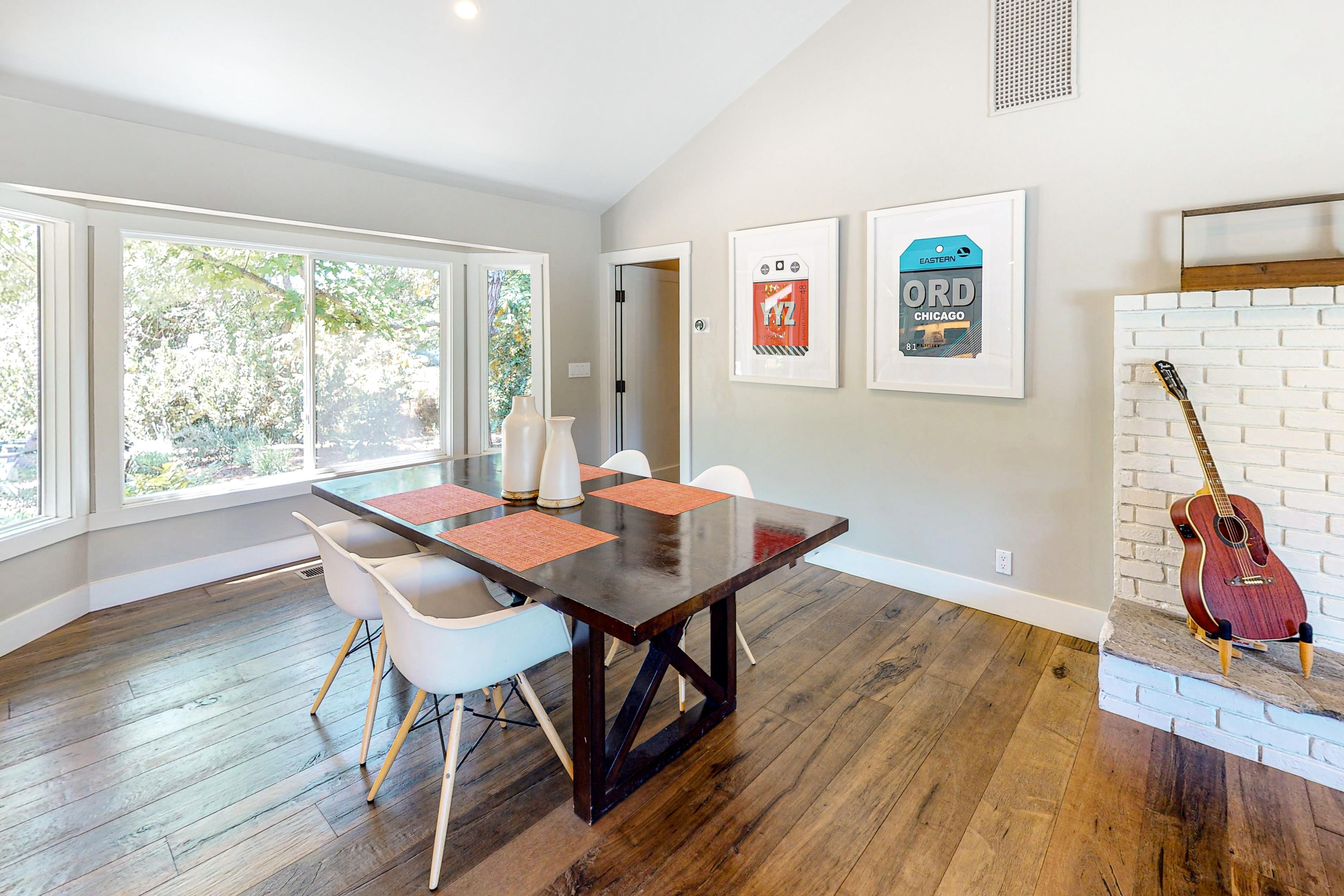 Modern Country Retreat close to Sonoma Plaza 5