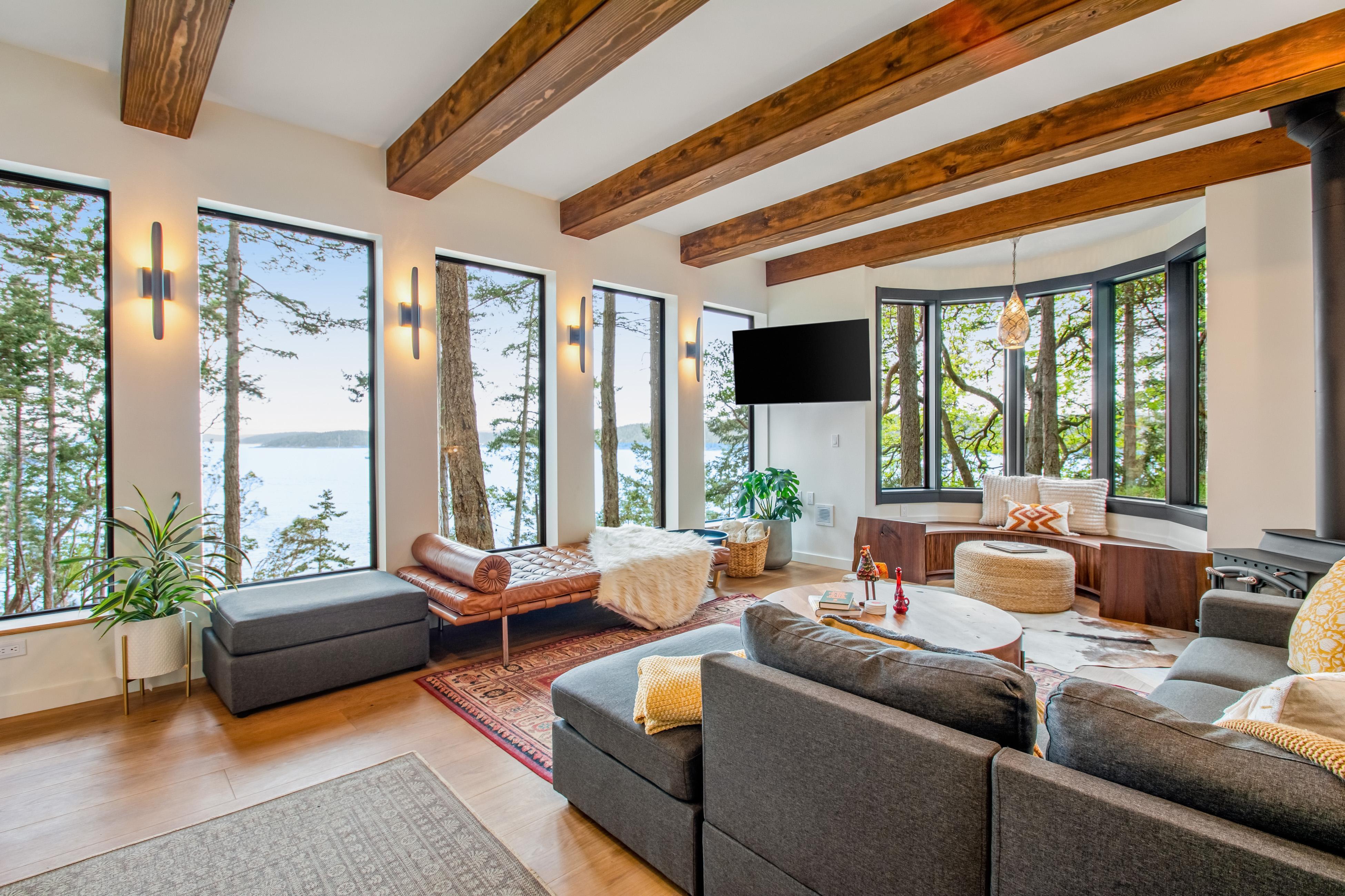 Haven on Hilltop House 5