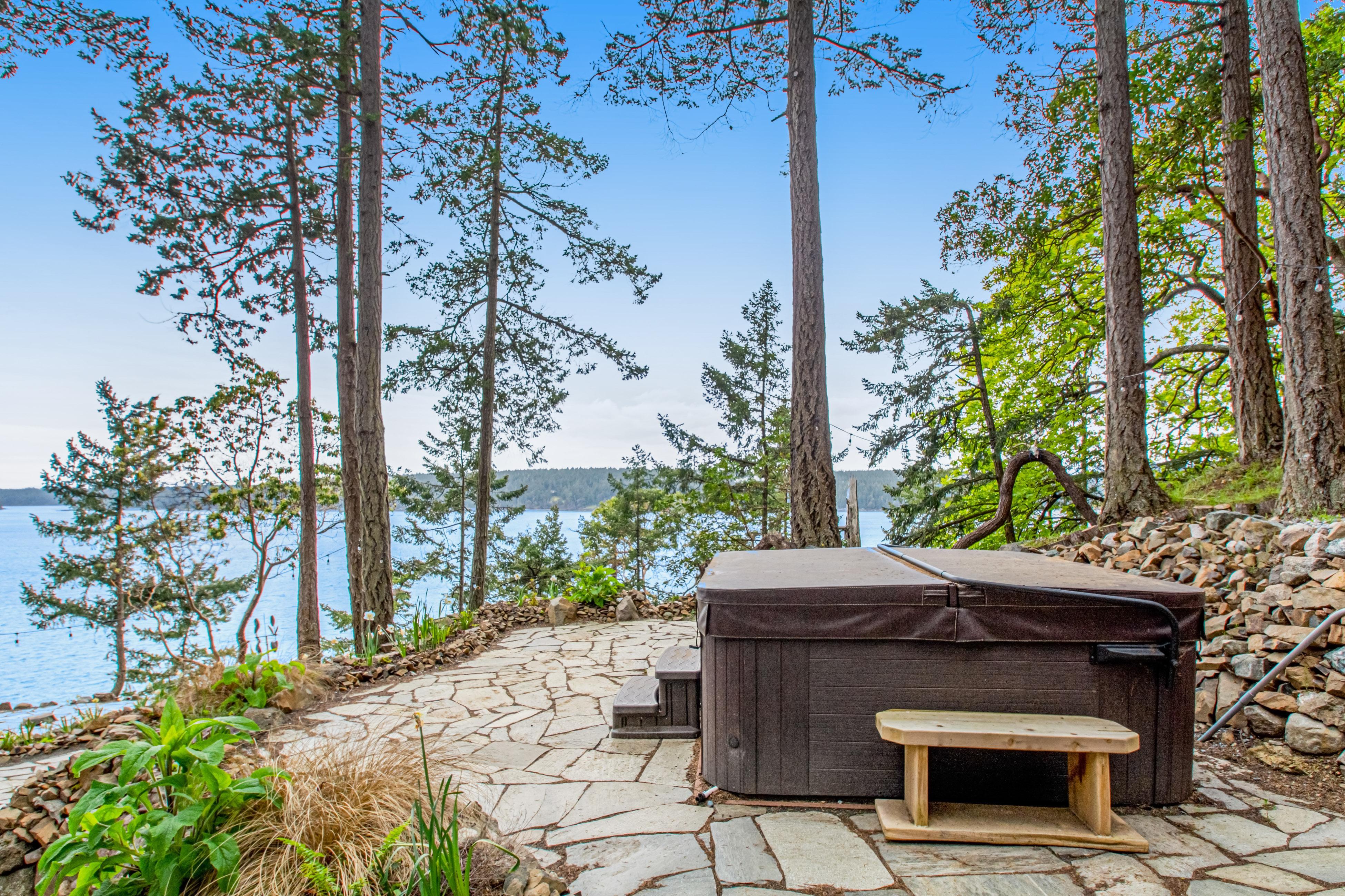 Haven on Hilltop House 4