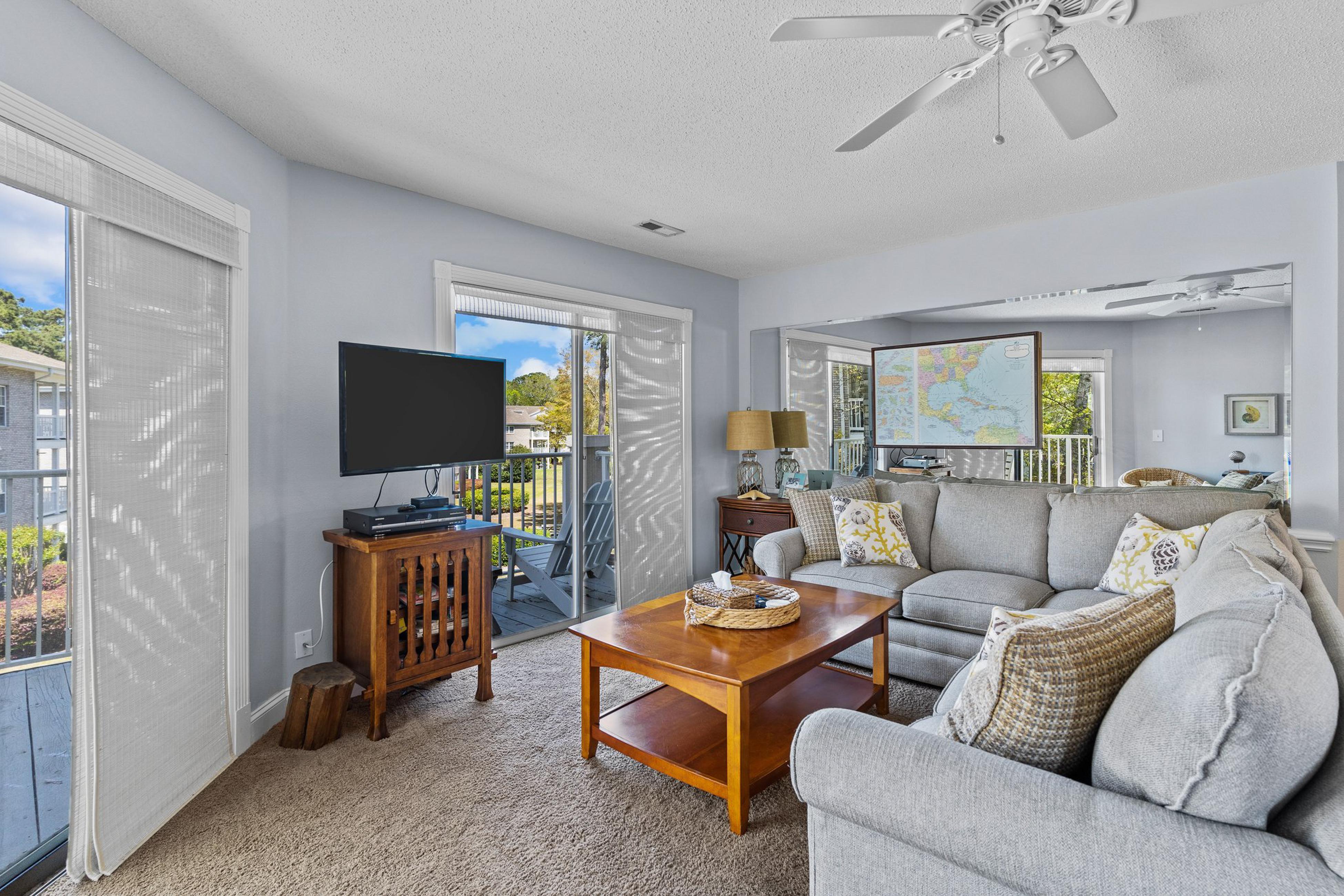 Colony II - Unit 509 | Photo 2
