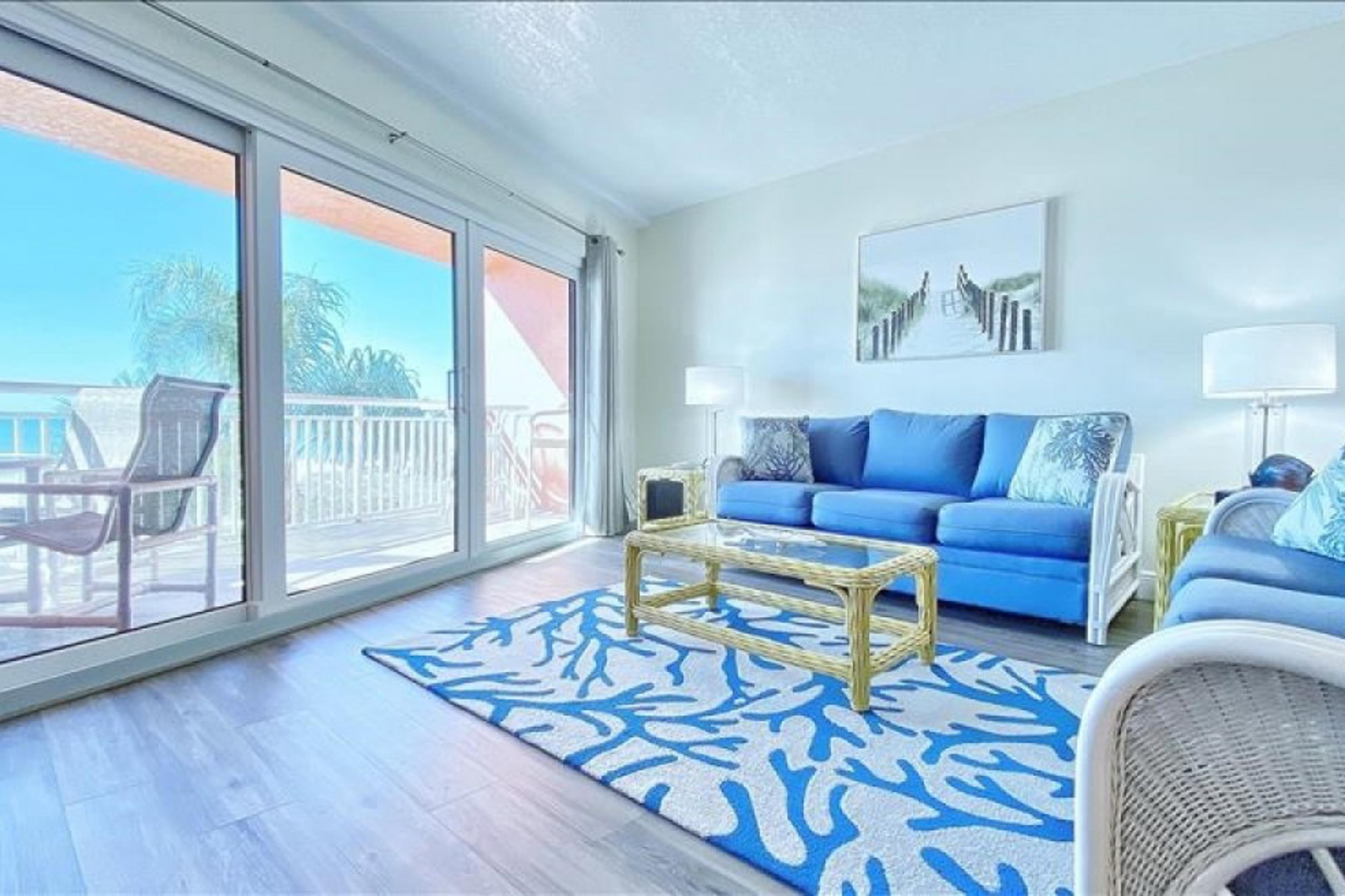 Chateaux Sunset Suites 106