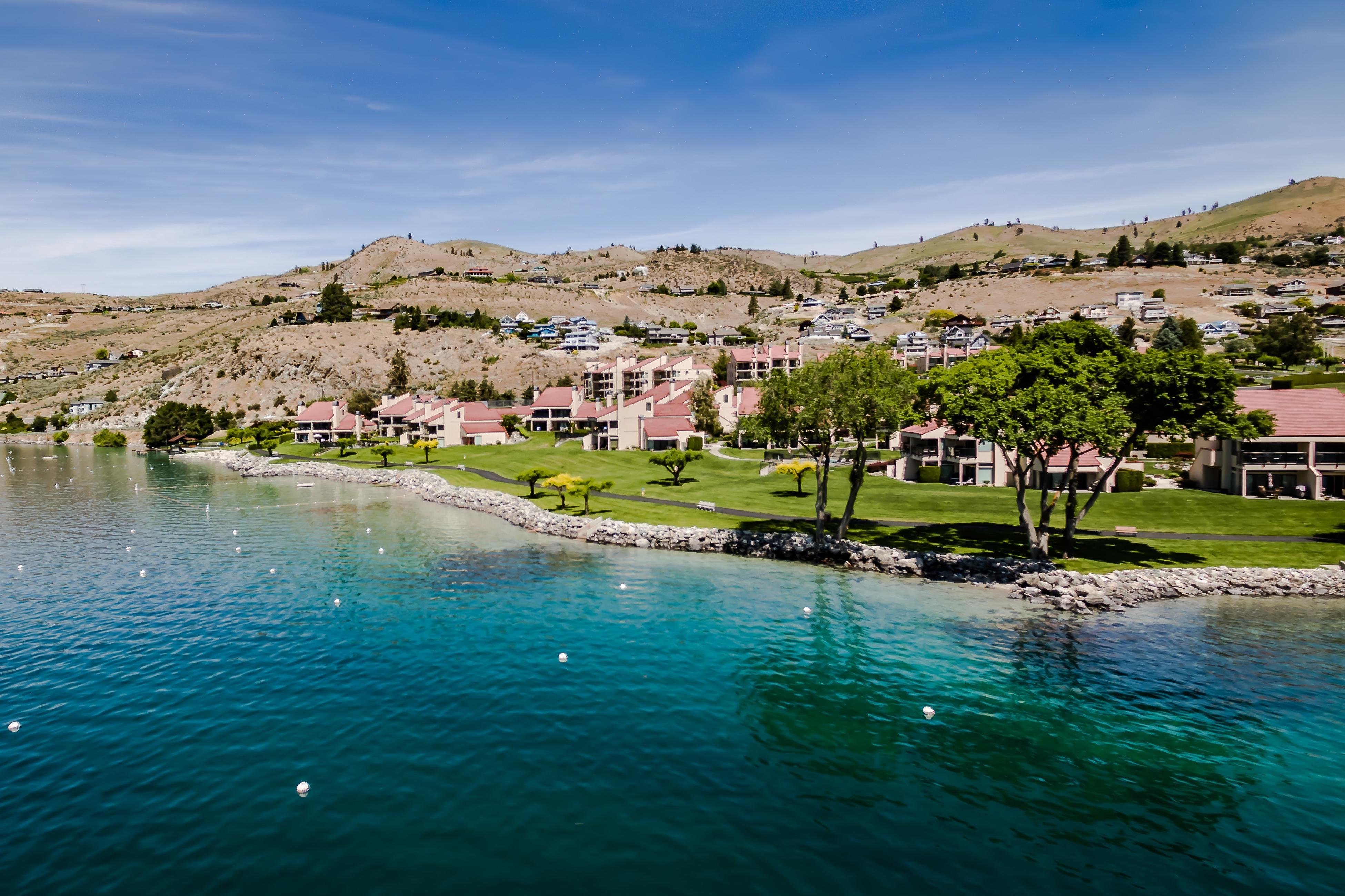 Lake Chelan Shores Luxury Retreat - 17-9 4