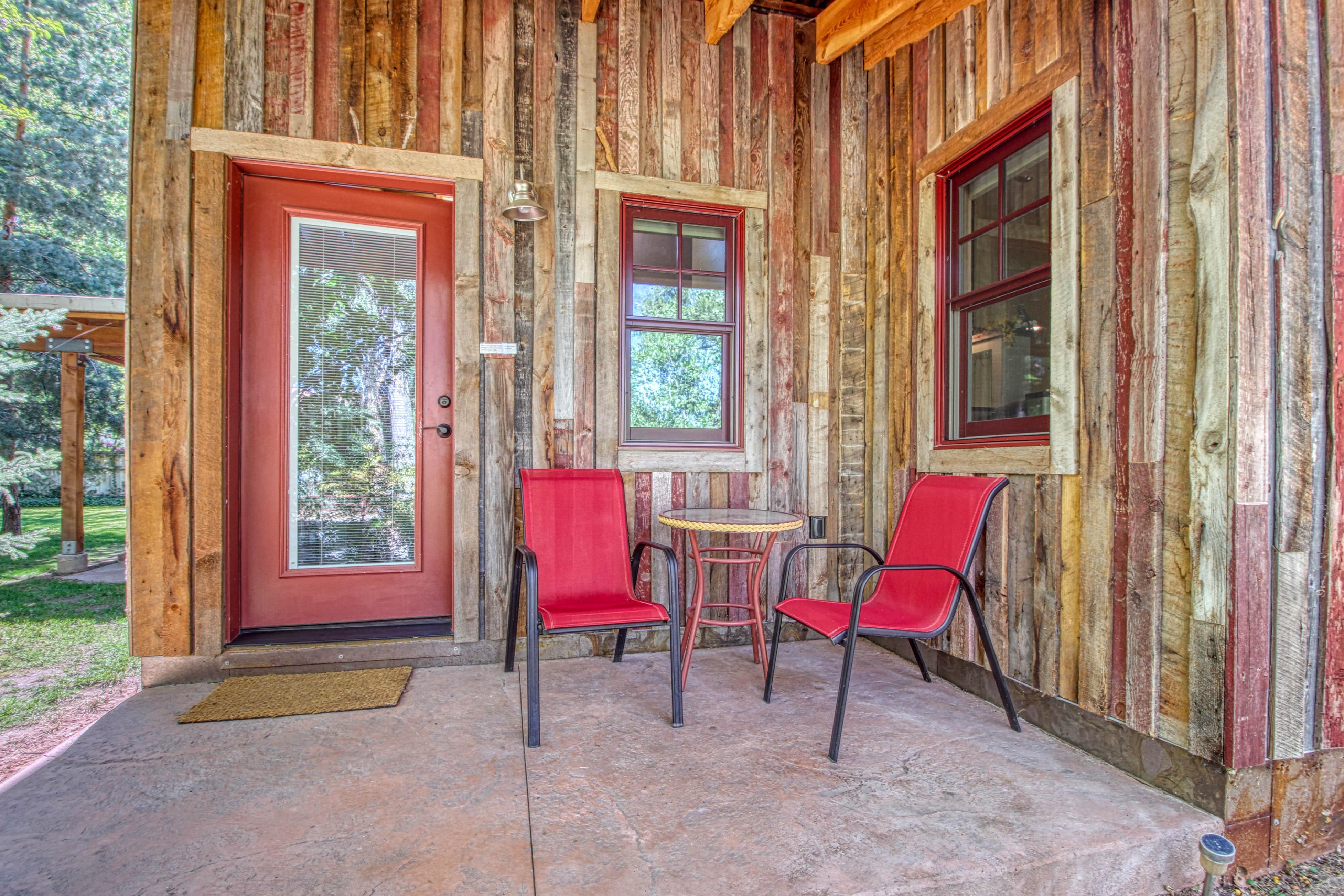 Creekside Cowa-Bungalow