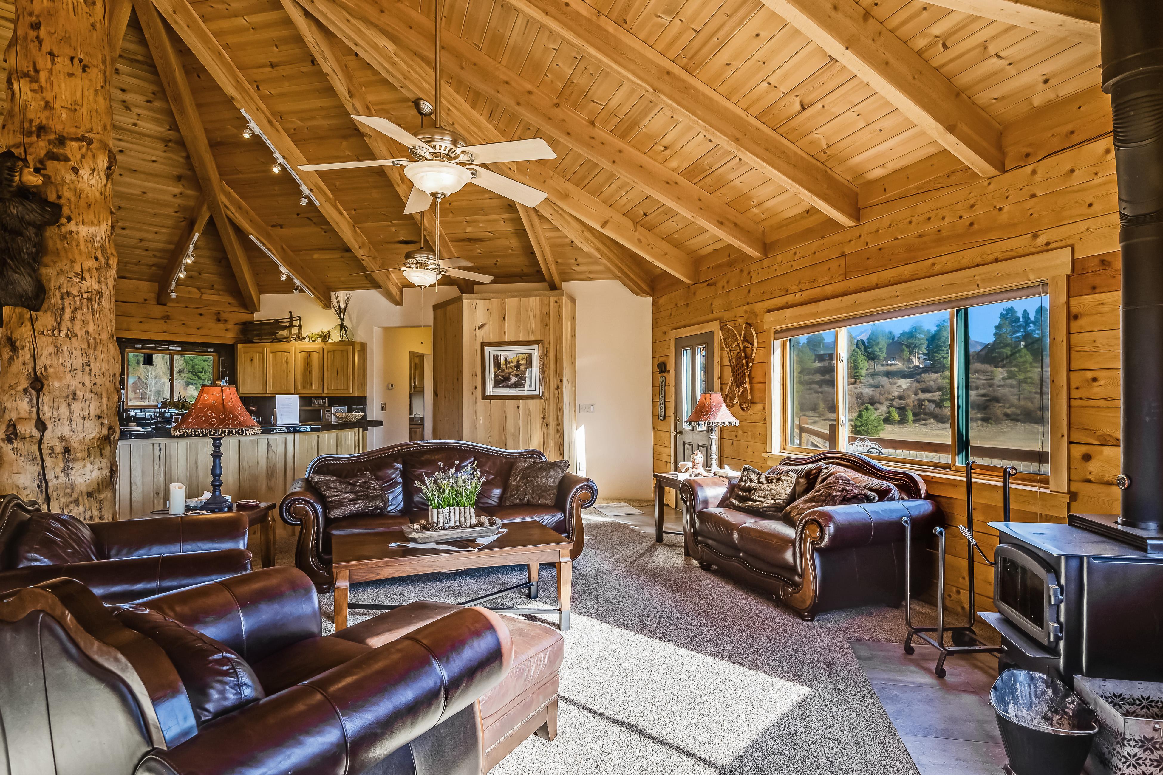 Moose Knuckle Lodge