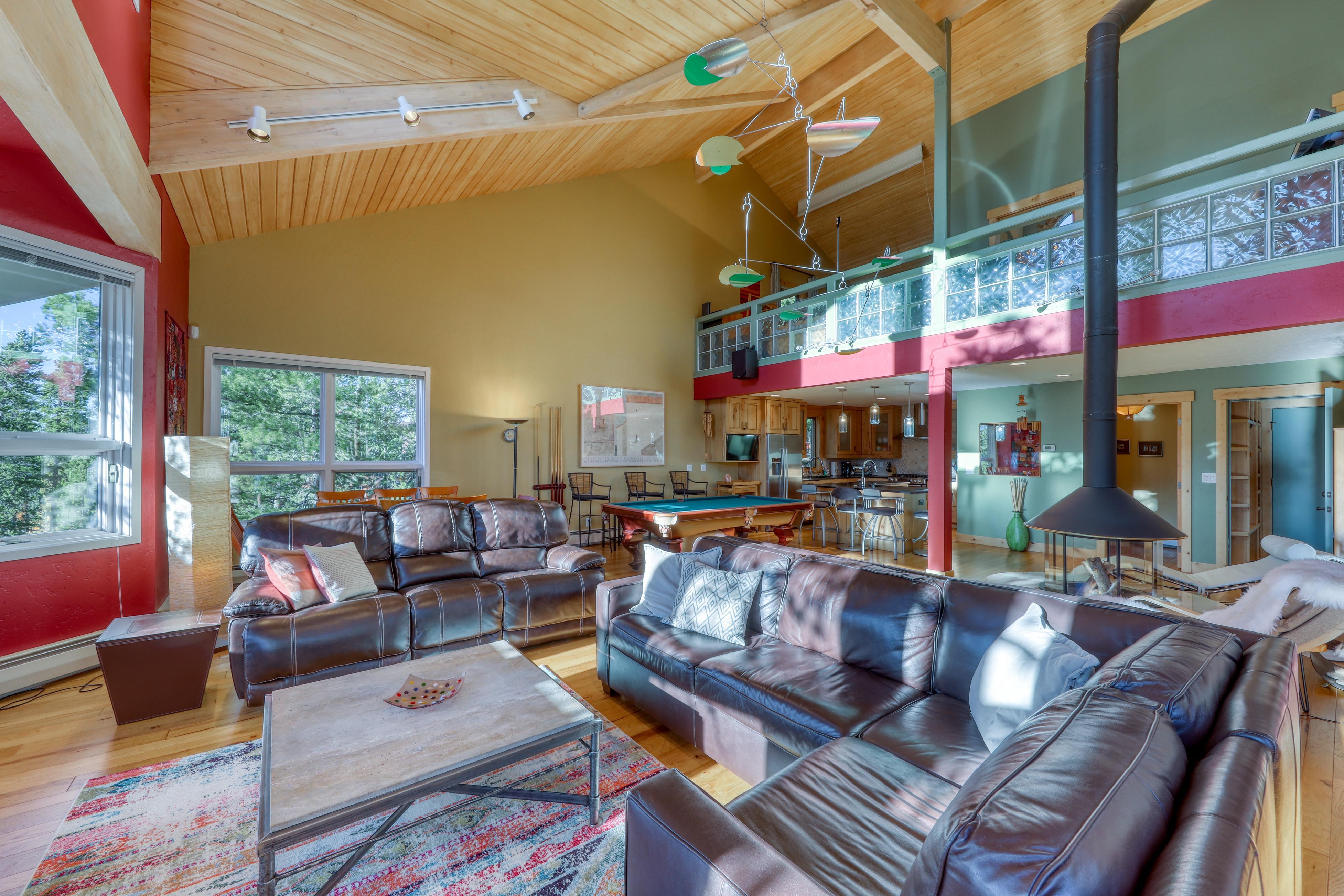 Emmett Lode Mountain Lodge