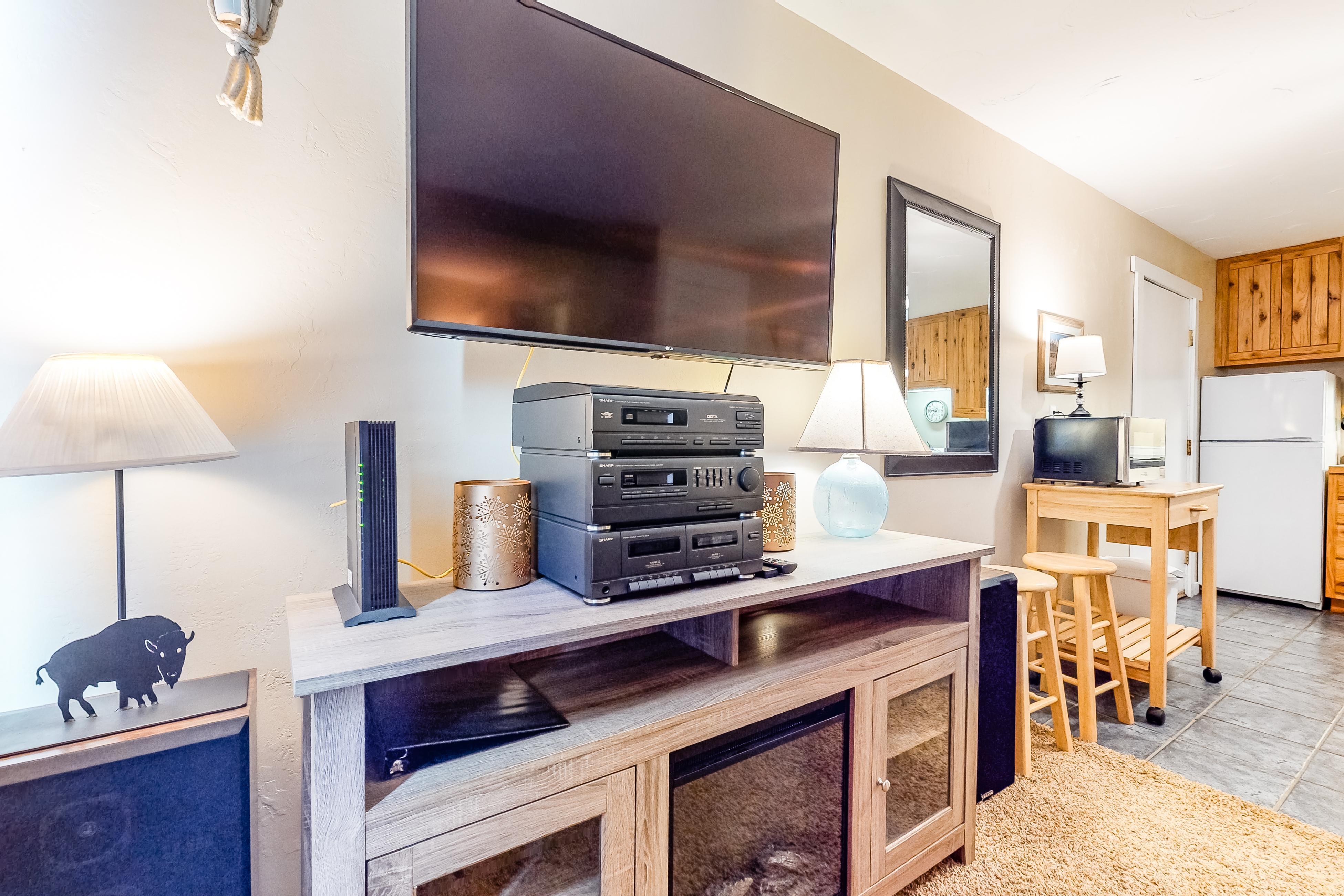 Hill Condo 1302 | Photo 2