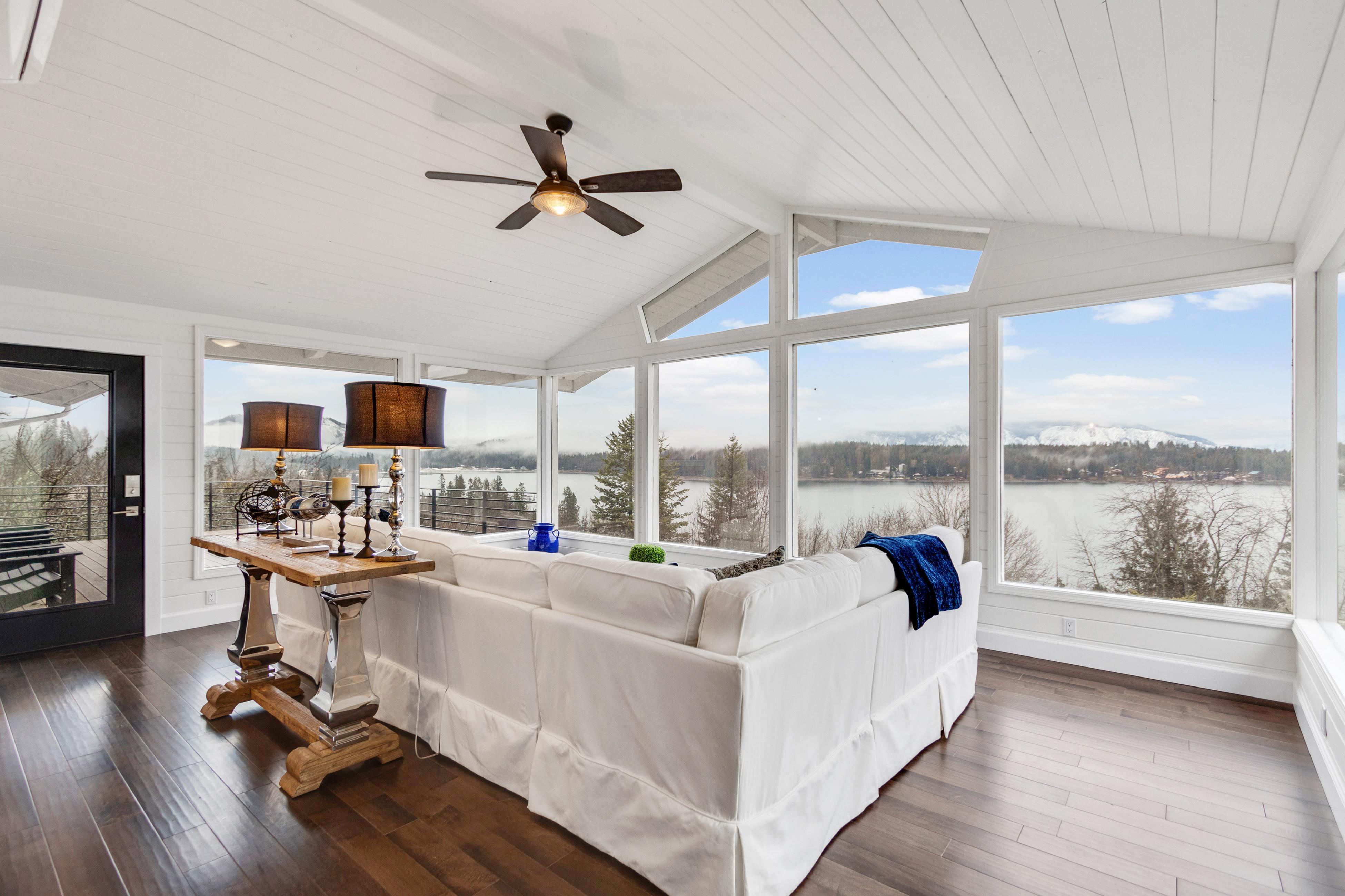 Lakeview Luxury
