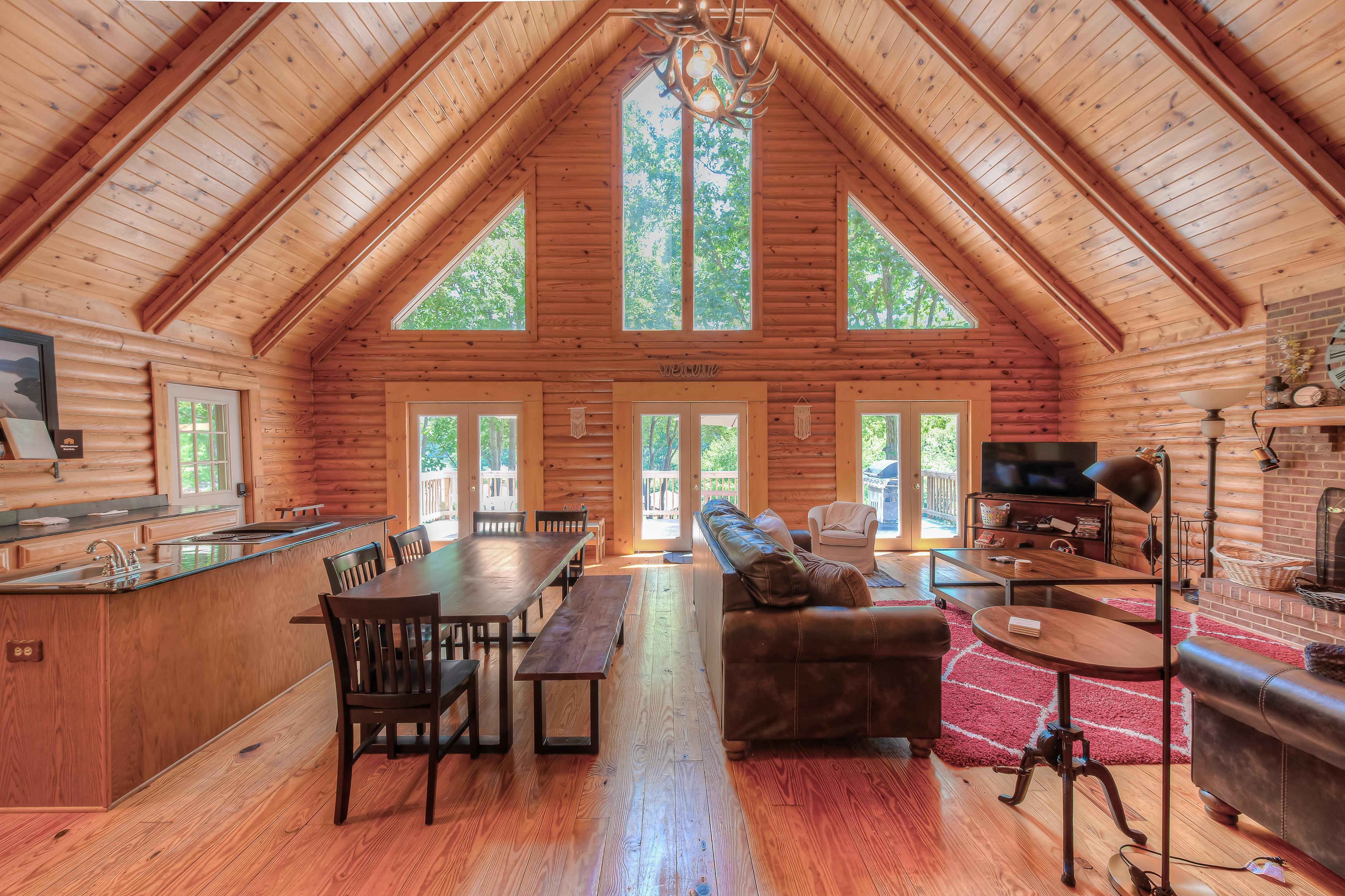 Canoe You Believe It - Liberty Lodge 4