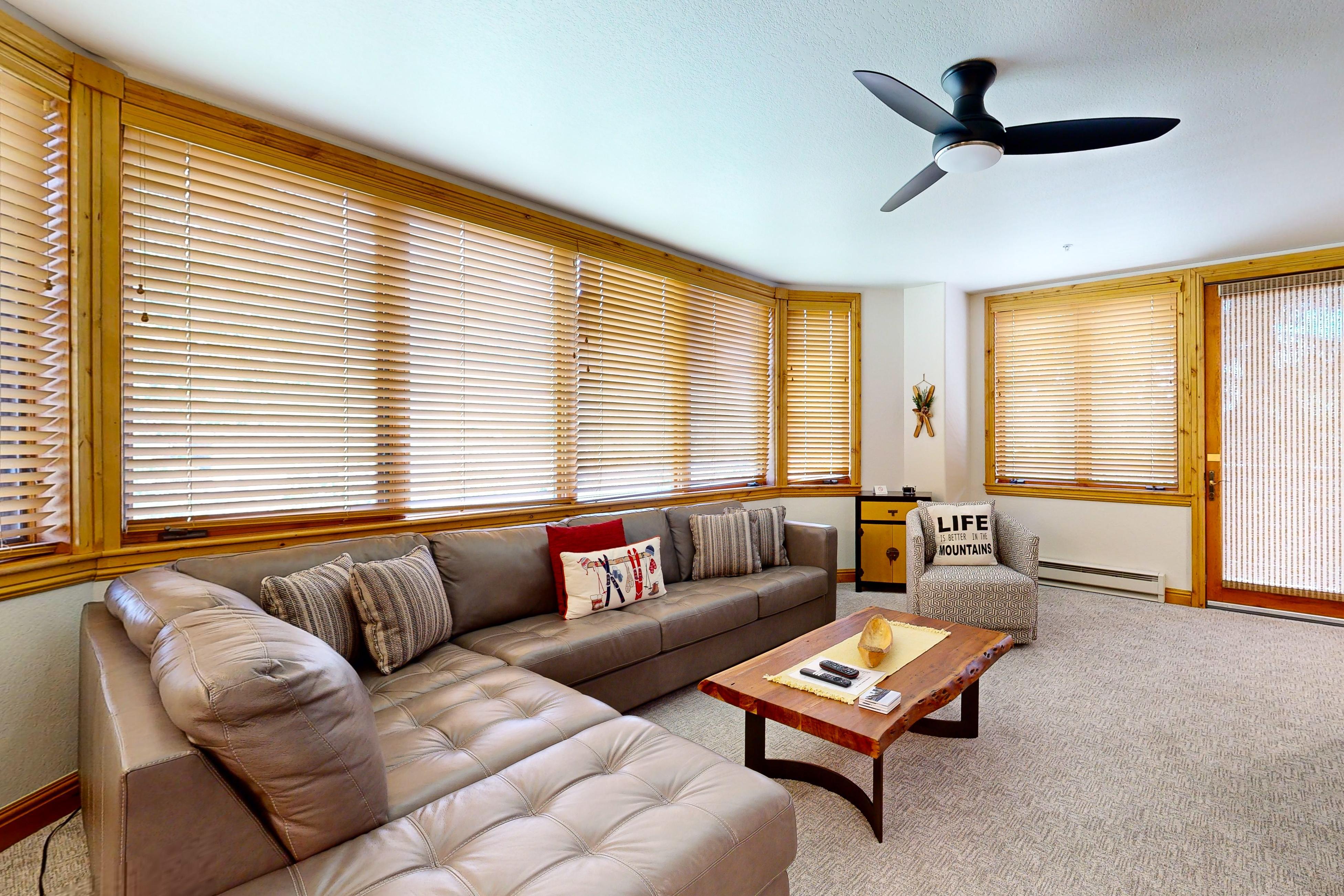 Torian Plum Creekside 213 3