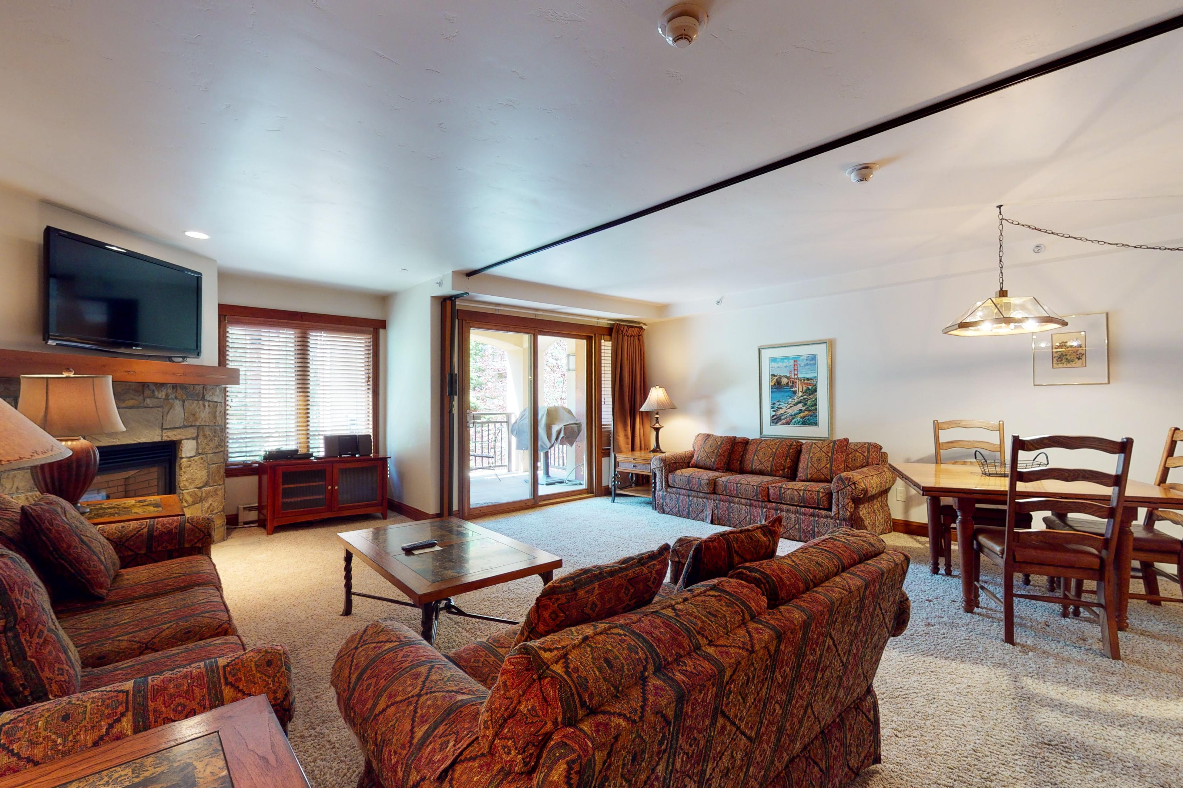 Lion Square Lodge North 292