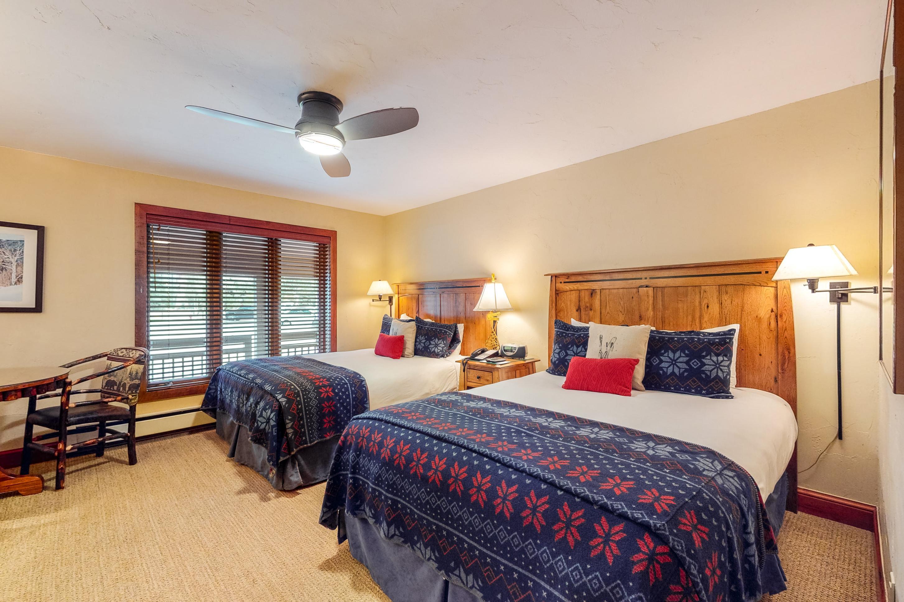 Lion Square Lodge South 376