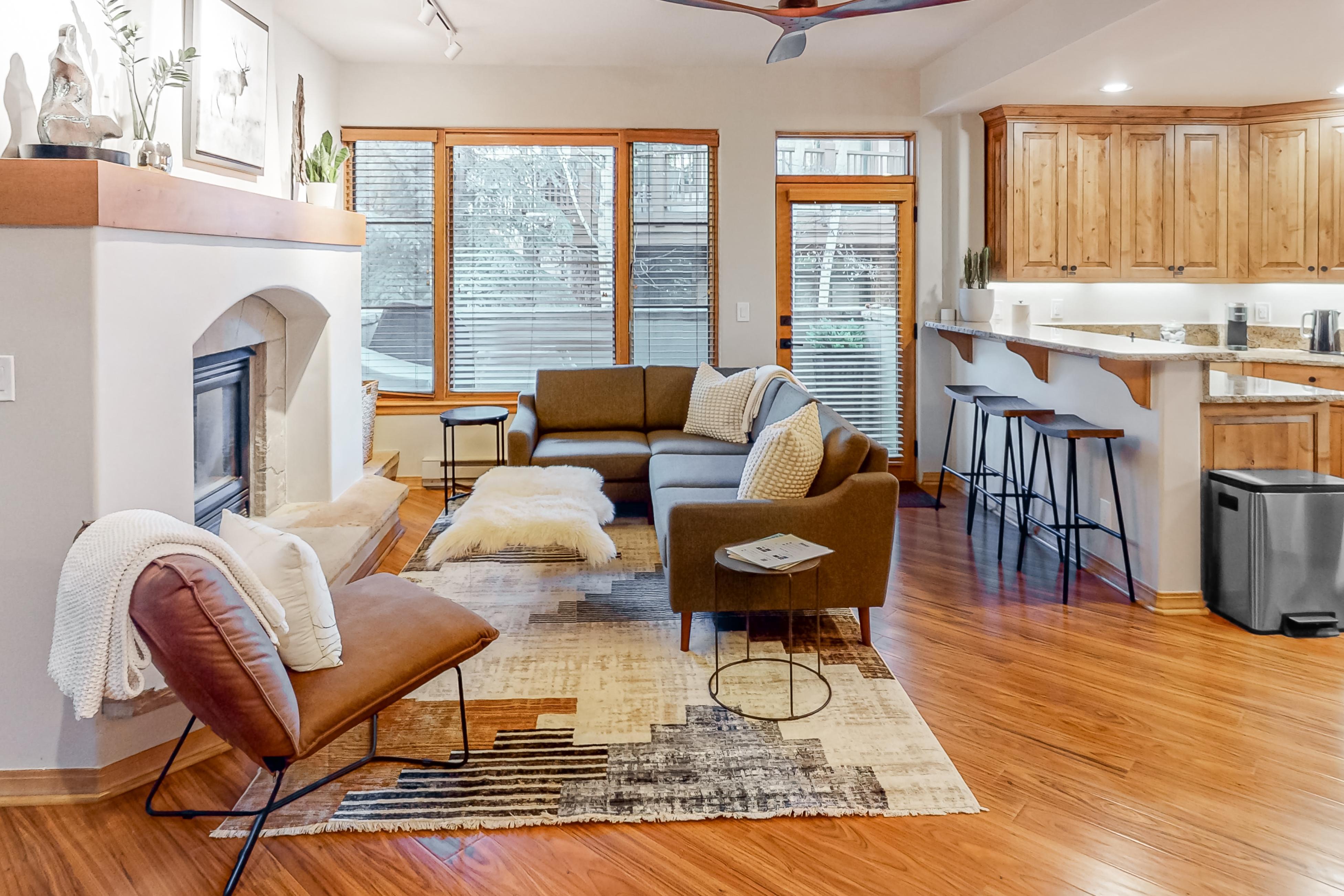 Spruce Tree Lodge #202 2