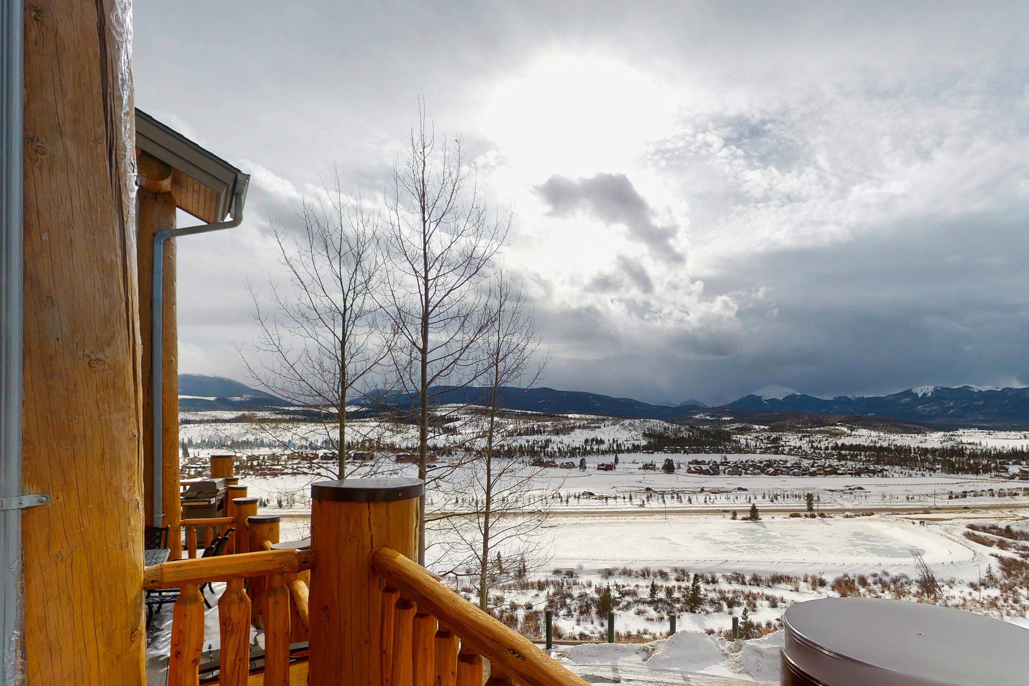 Spruce Ridge Retreat | Photo 3