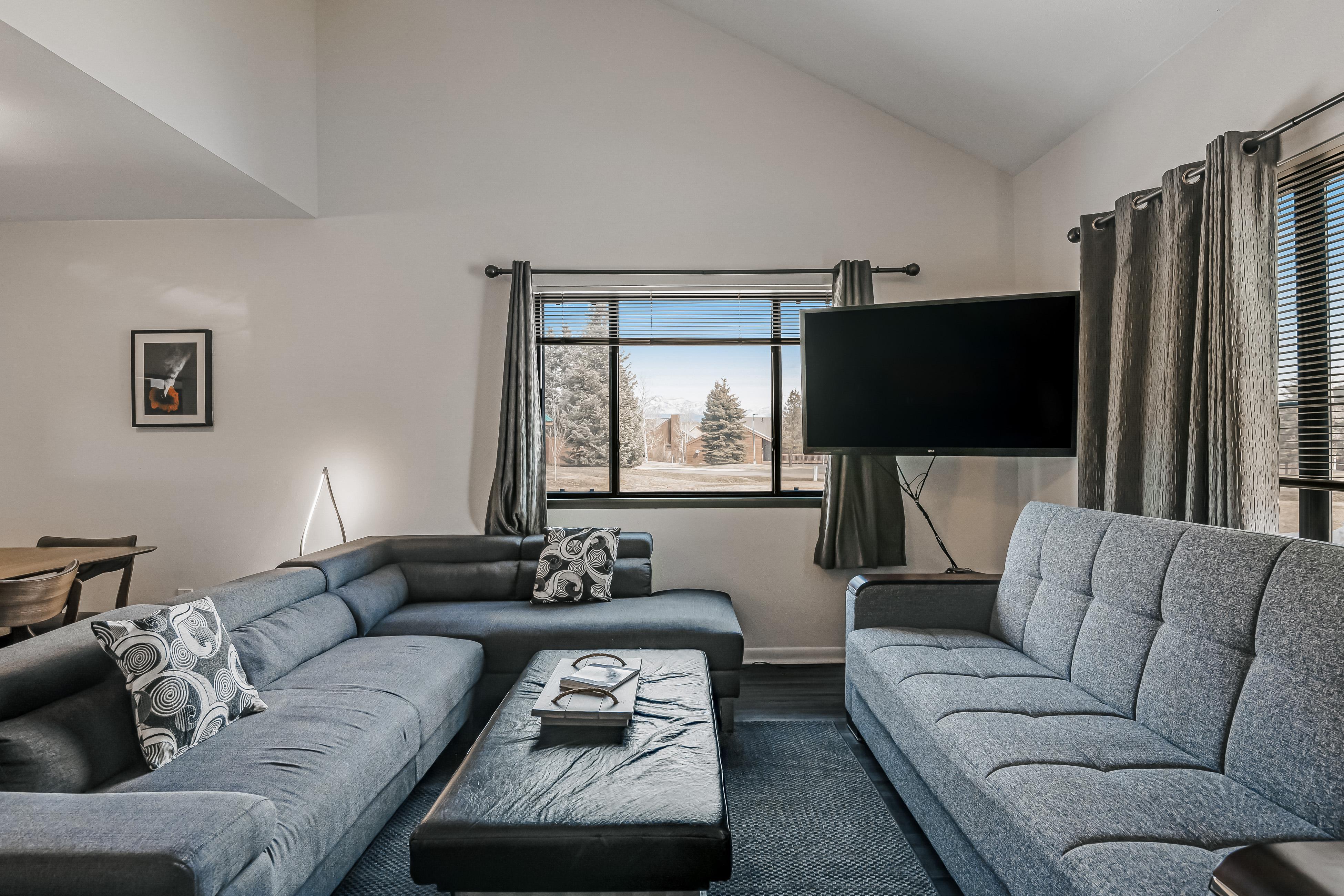 Modern Mountain Getaway 2