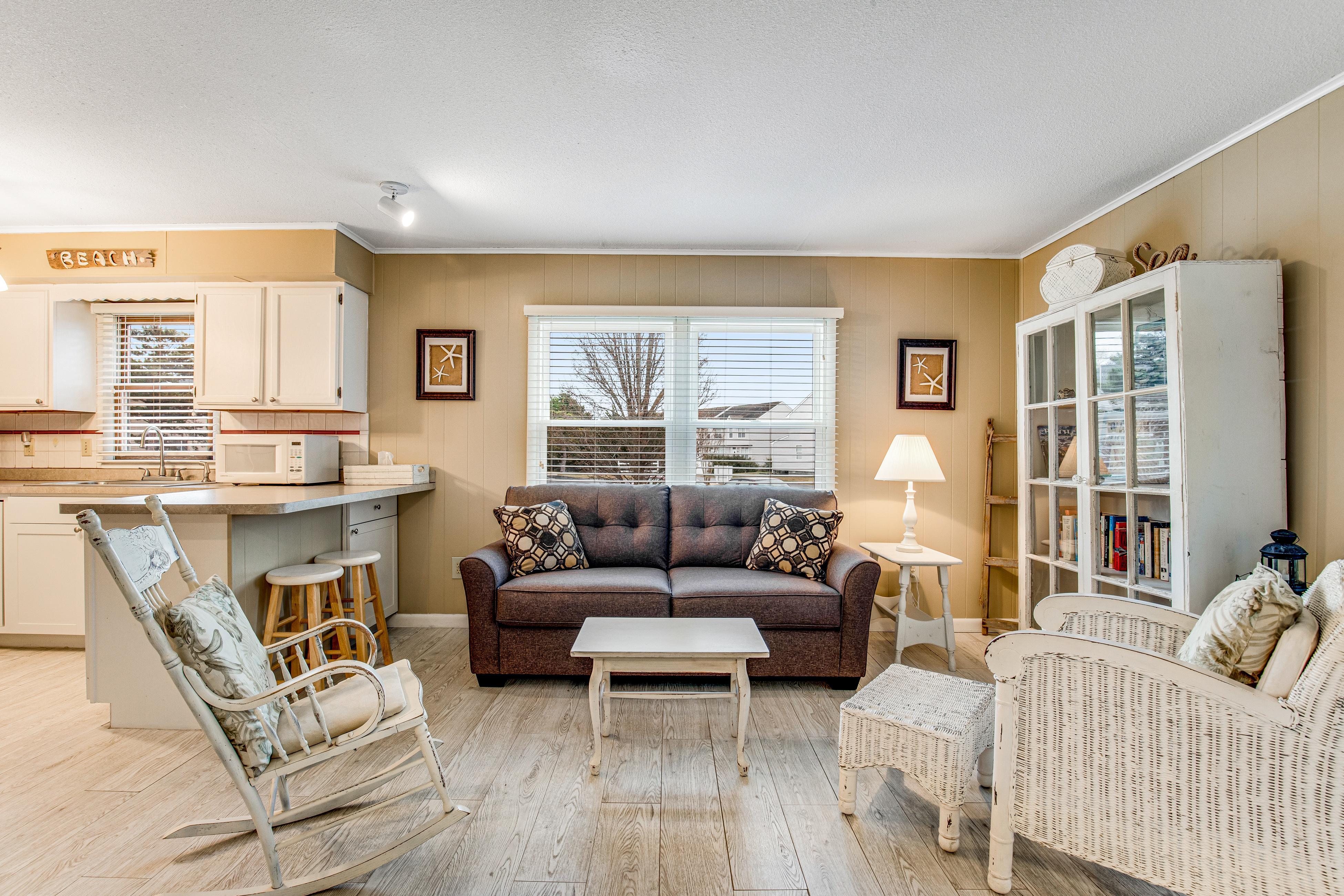 Bethany Meadows --- 2A Briar North Ct 2