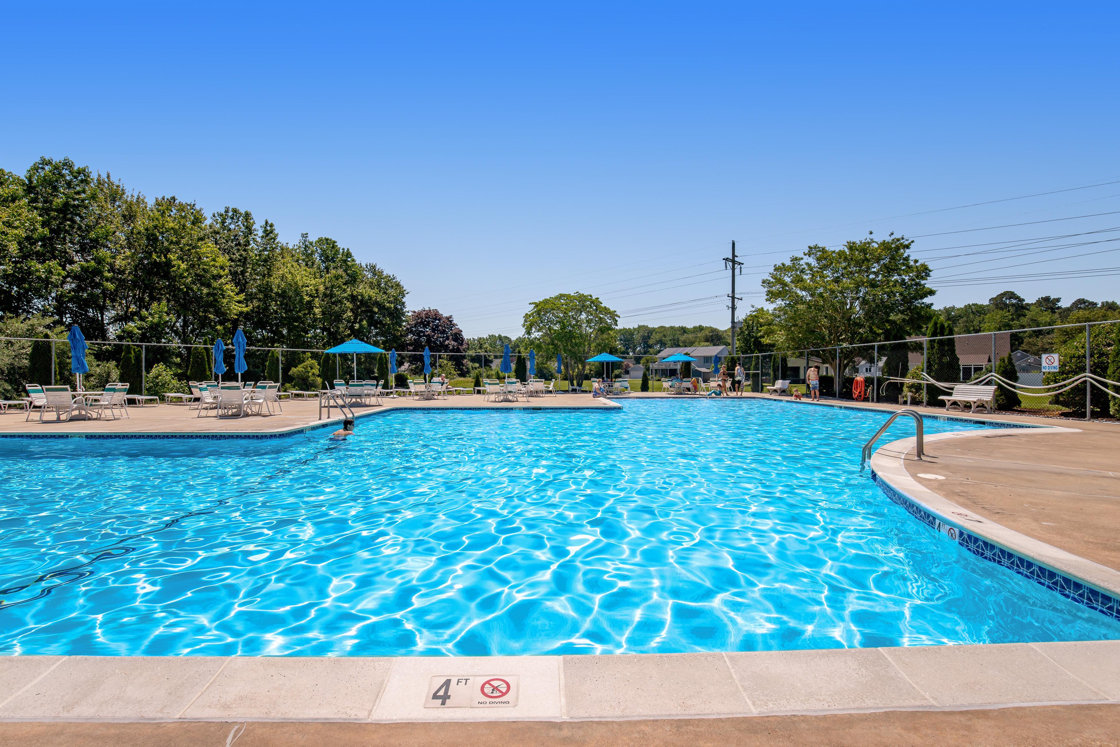 Bethany Meadows --- 2A Briar North Ct 6