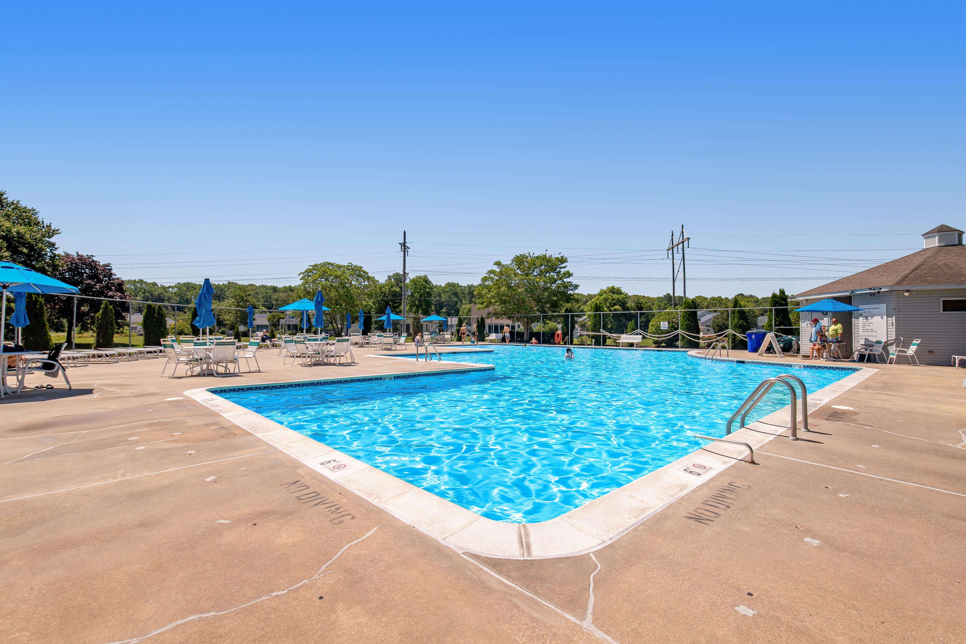 Bethany Meadows --- 2A Briar North Ct 4