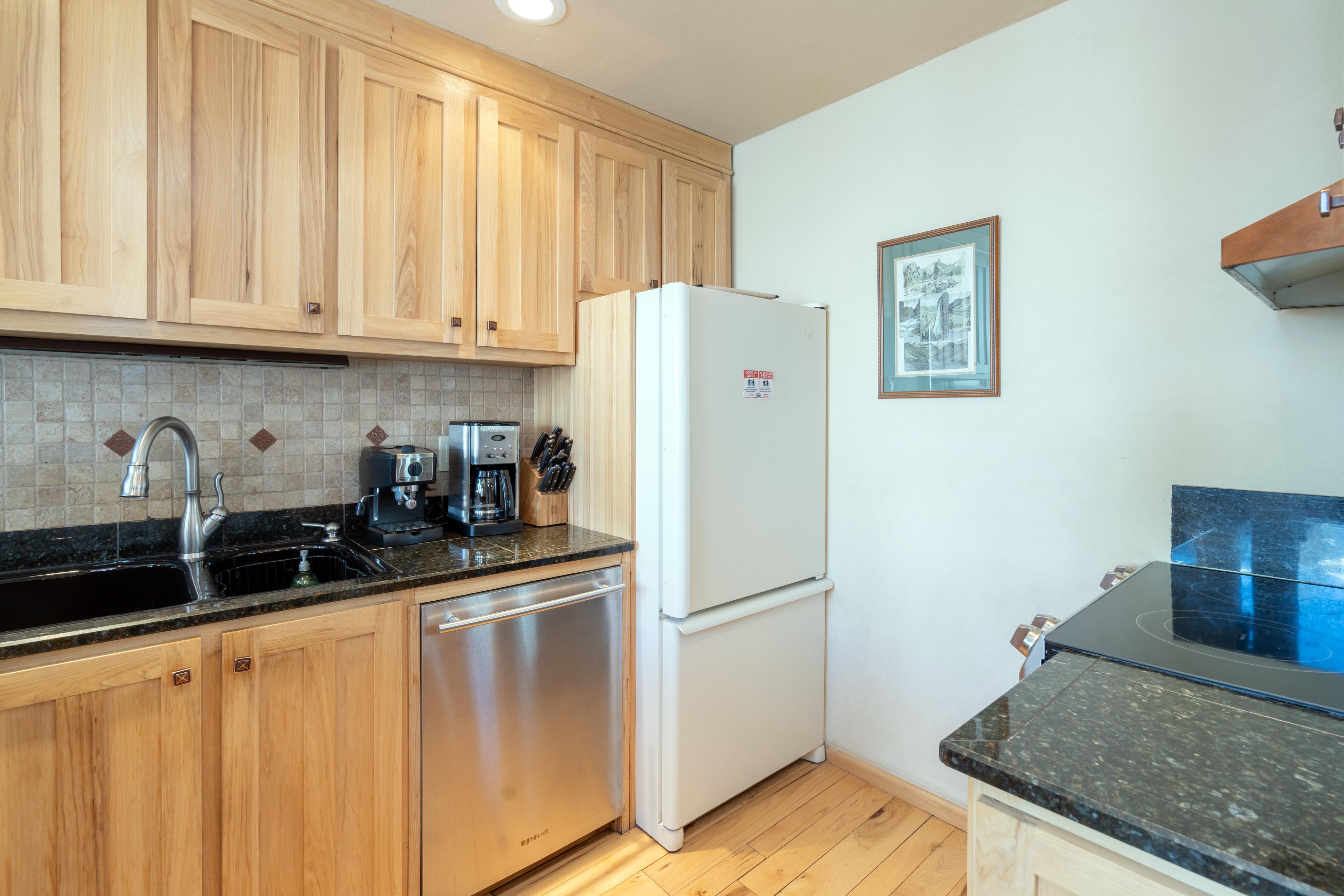 Cornet Creek 101 - Cornet Ski House 6