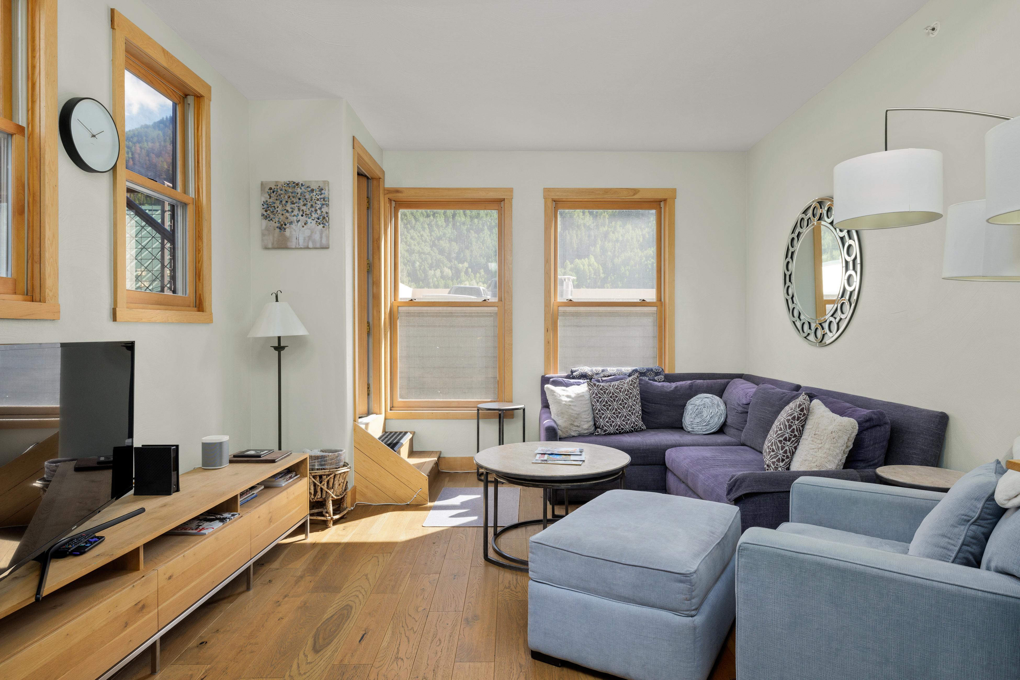 Livery 2C - Crystal Livery