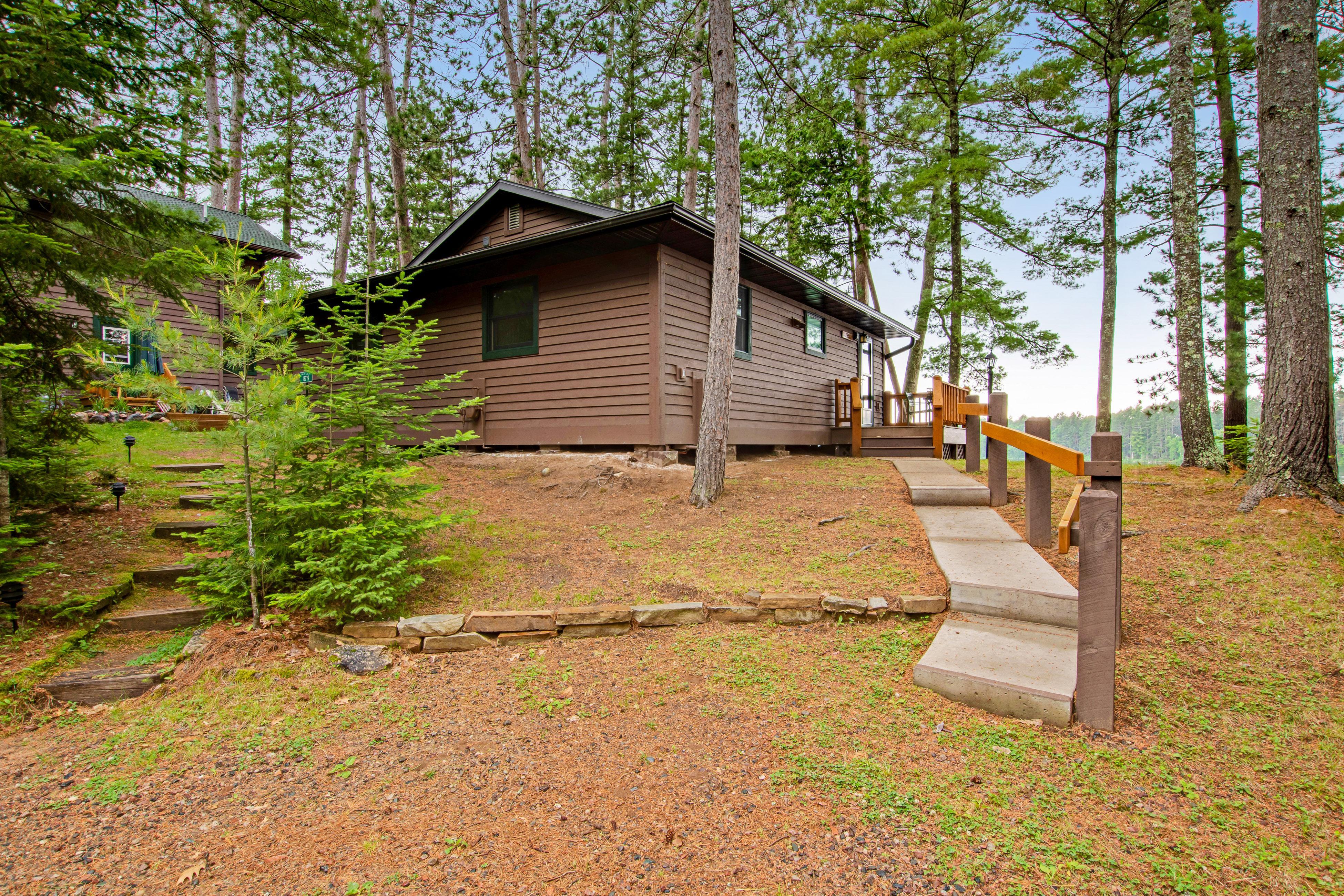 Cedar Cabin on Plum Lake