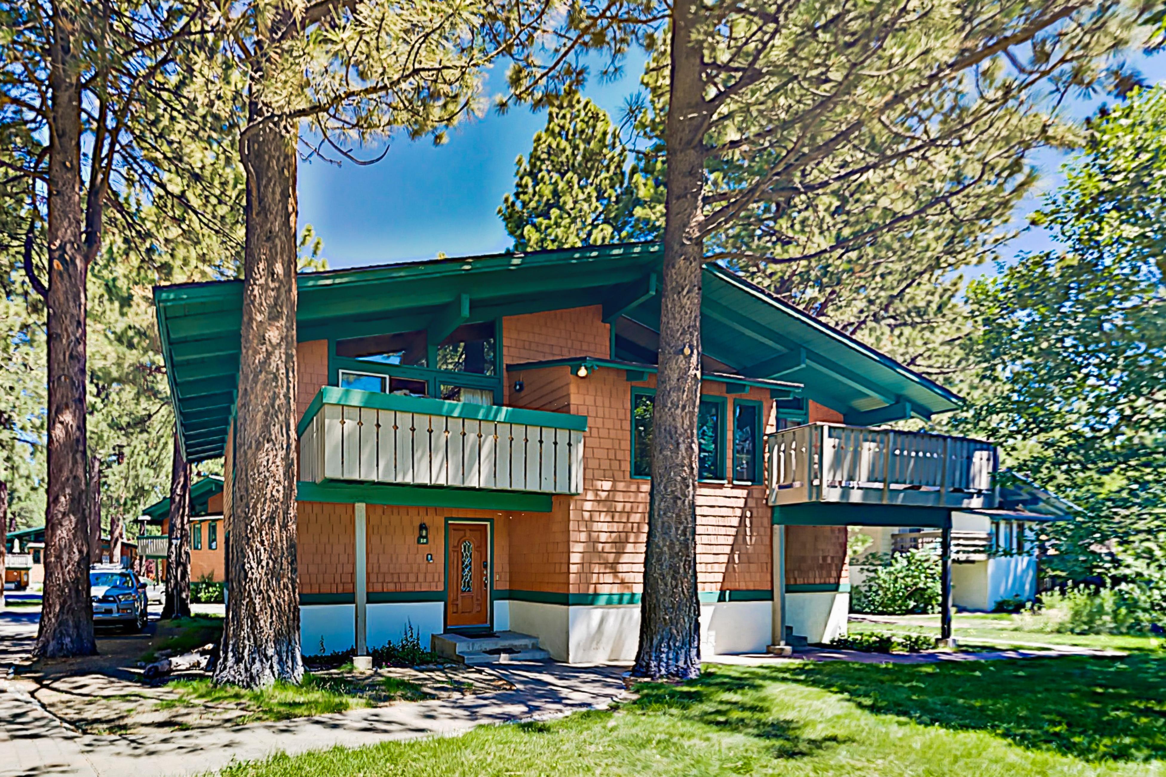 Chateau Sans Nom 12 4