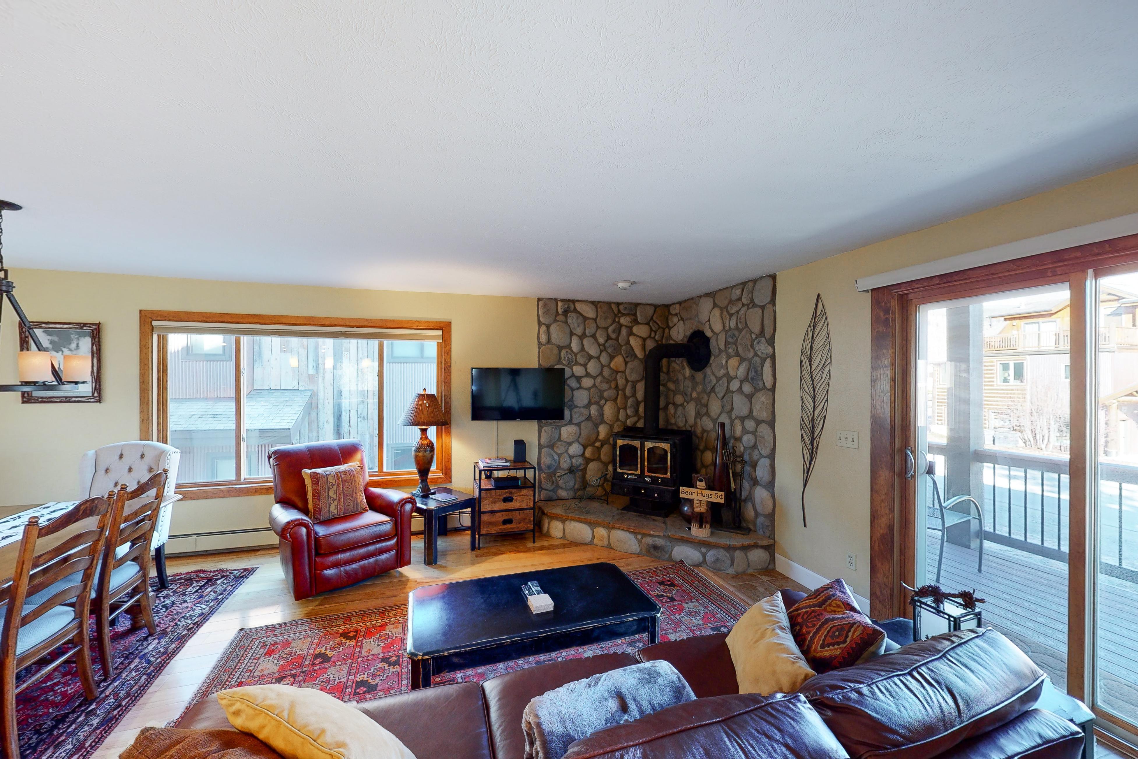 Quaint Mountain Condo