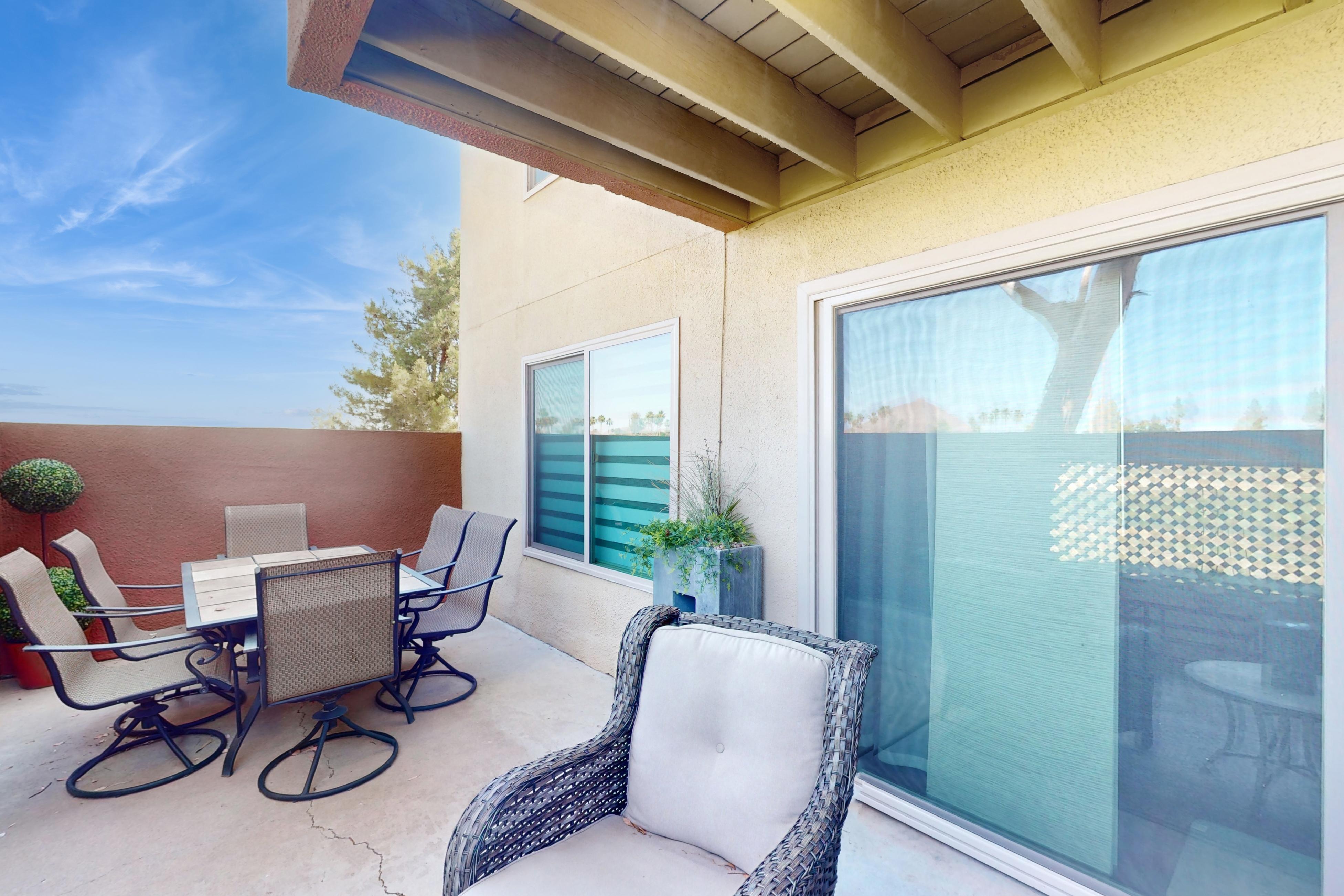 Continental Retreat | Photo 1