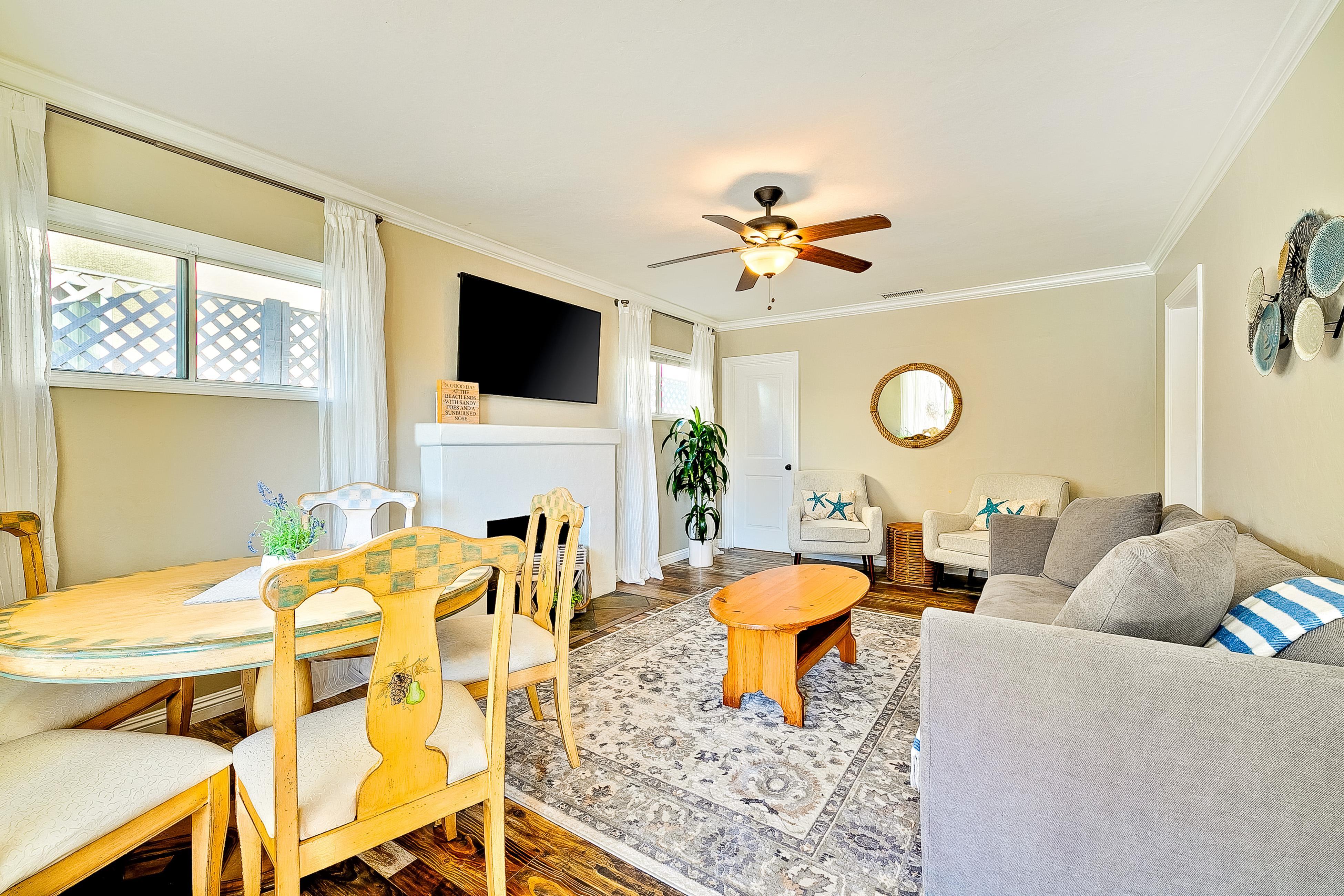 San Diego Cottage | Photo 2