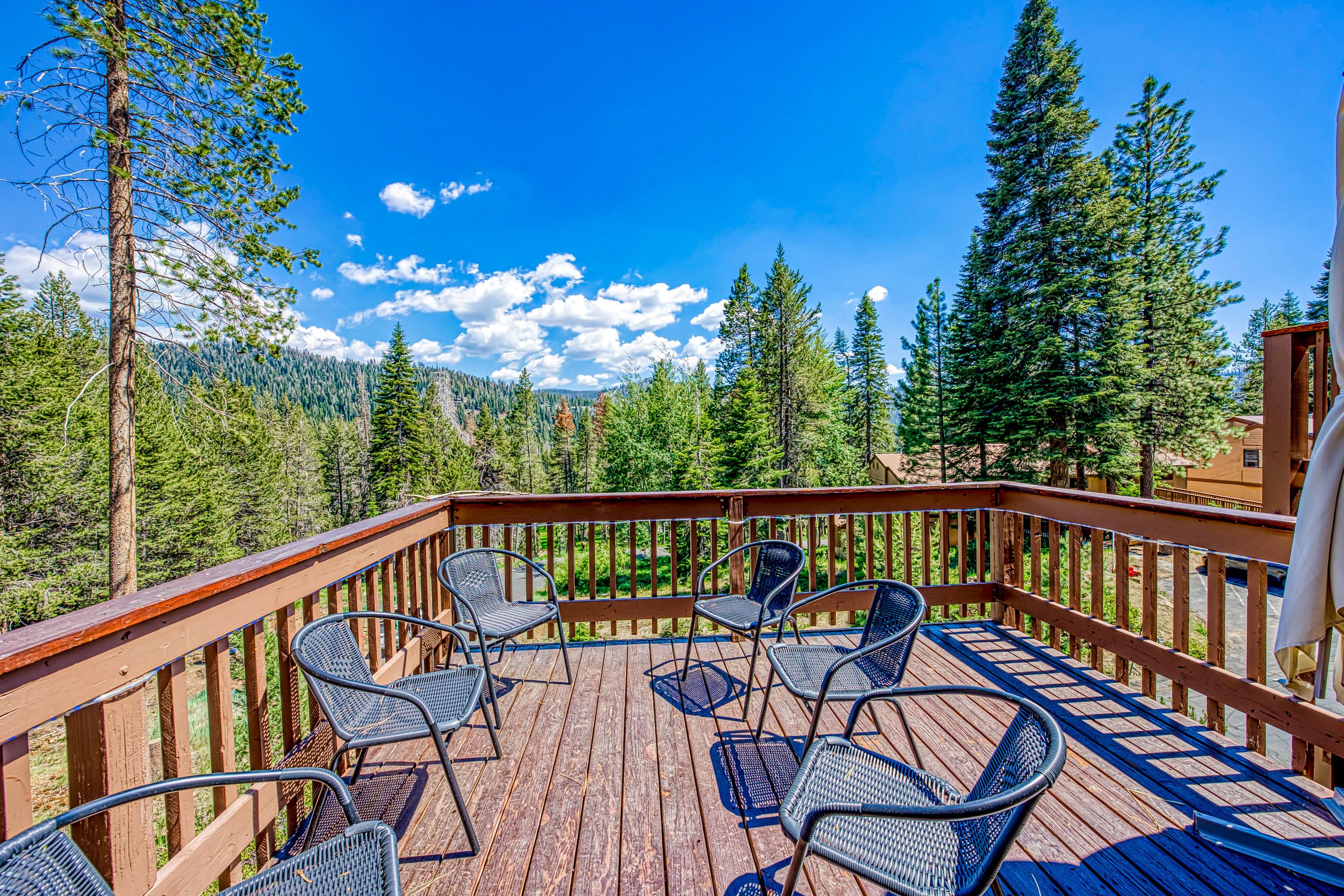 Cozy Mountain Condo 2