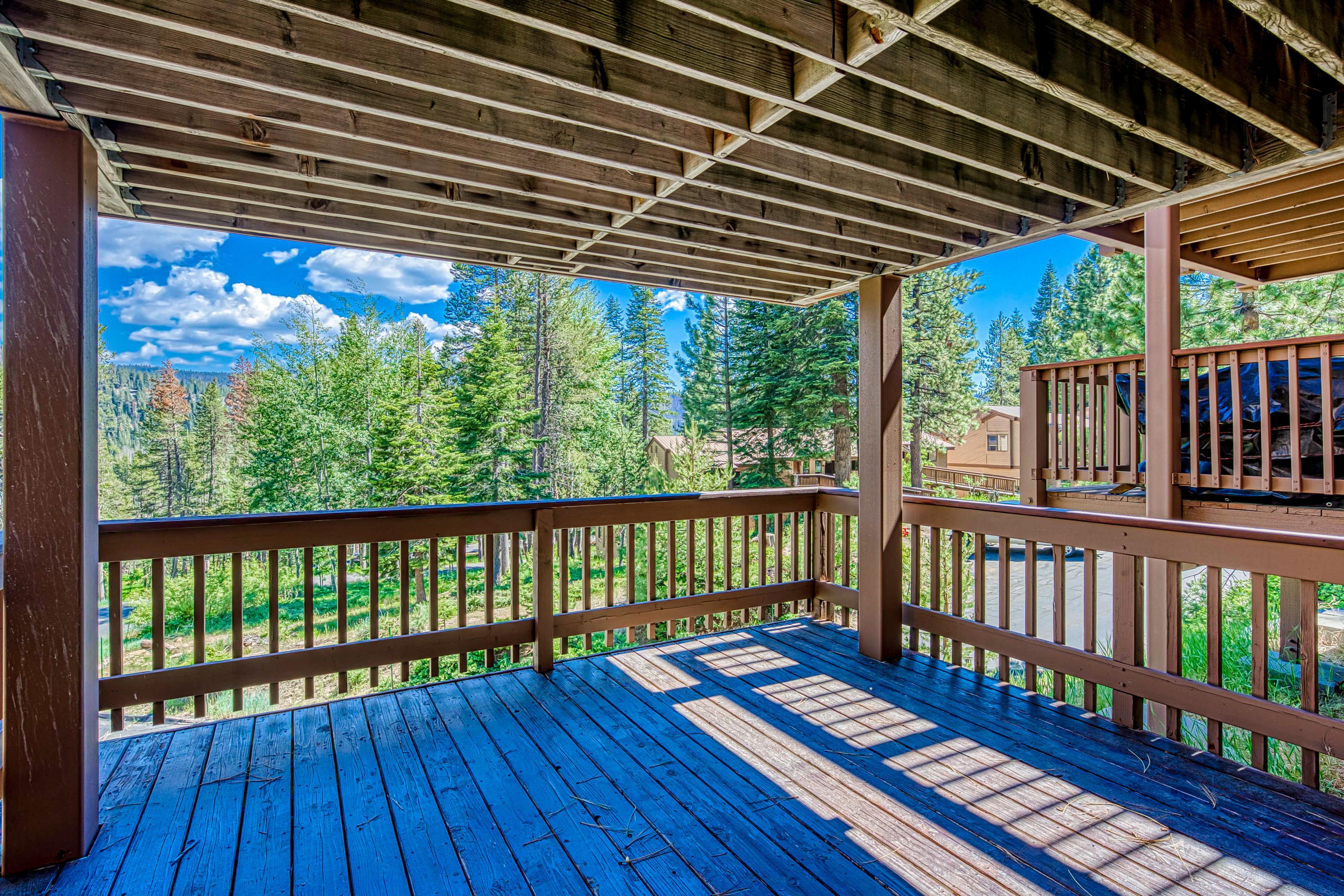 Cozy Mountain Condo 6