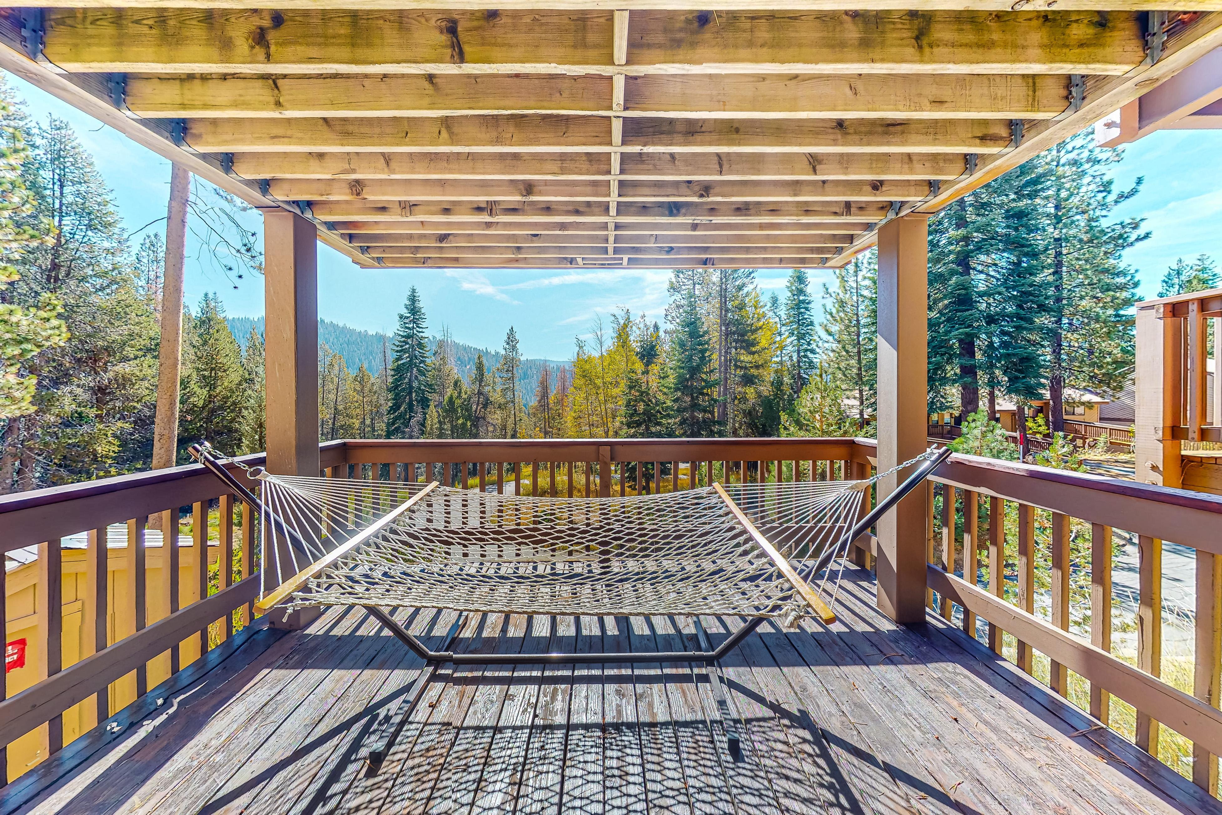 Cozy Mountain Condo 4