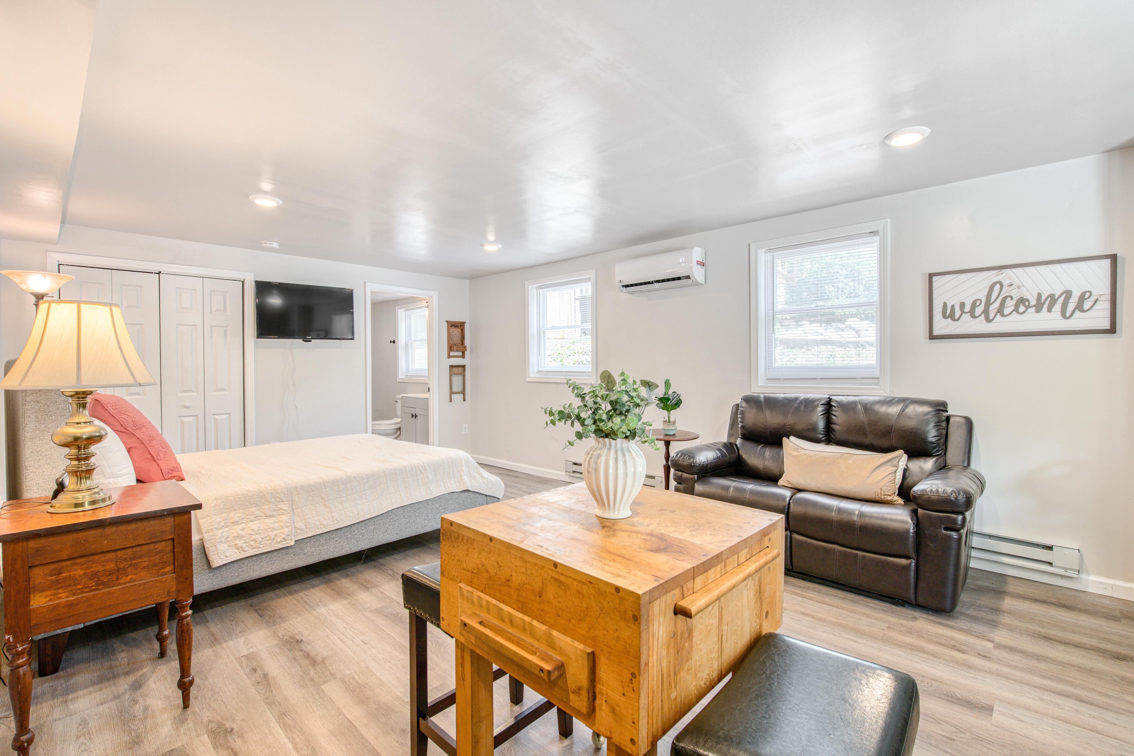 The Nest Yellow Door 3