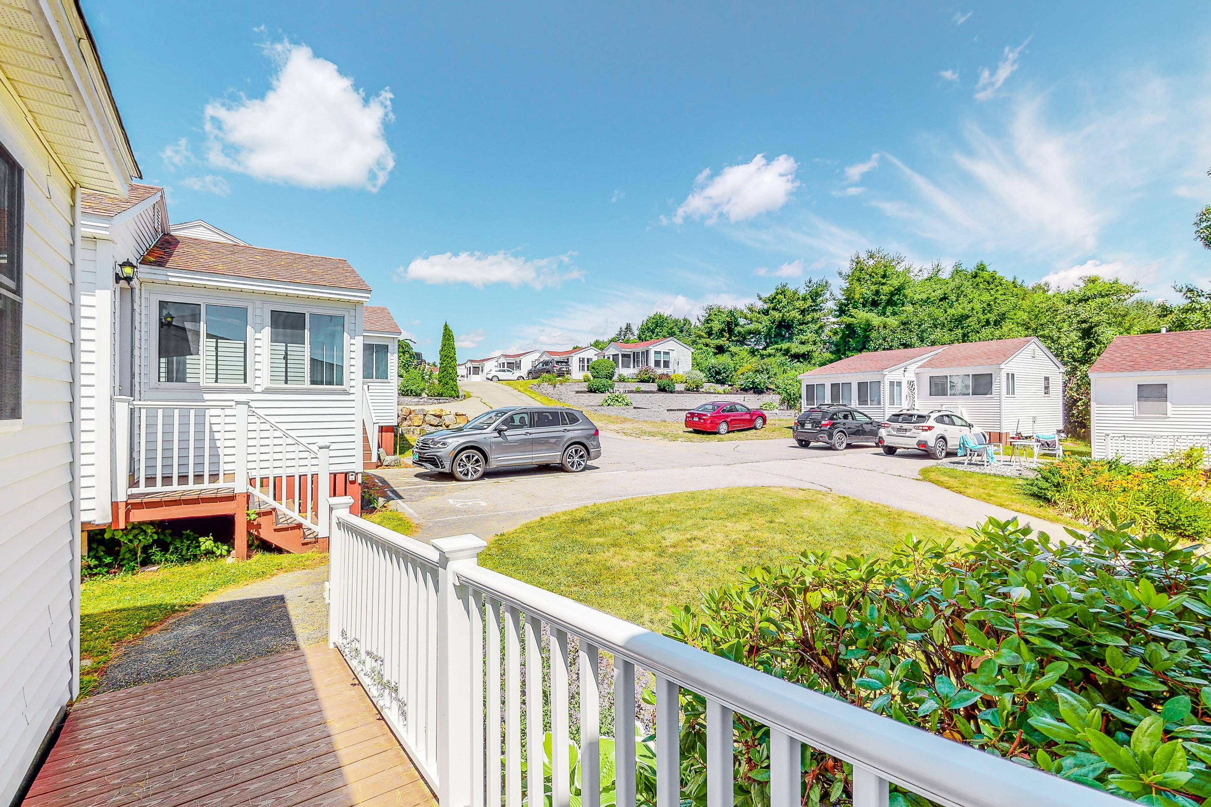 Mainely Sunny, Belle of Maine Cottage 37 3