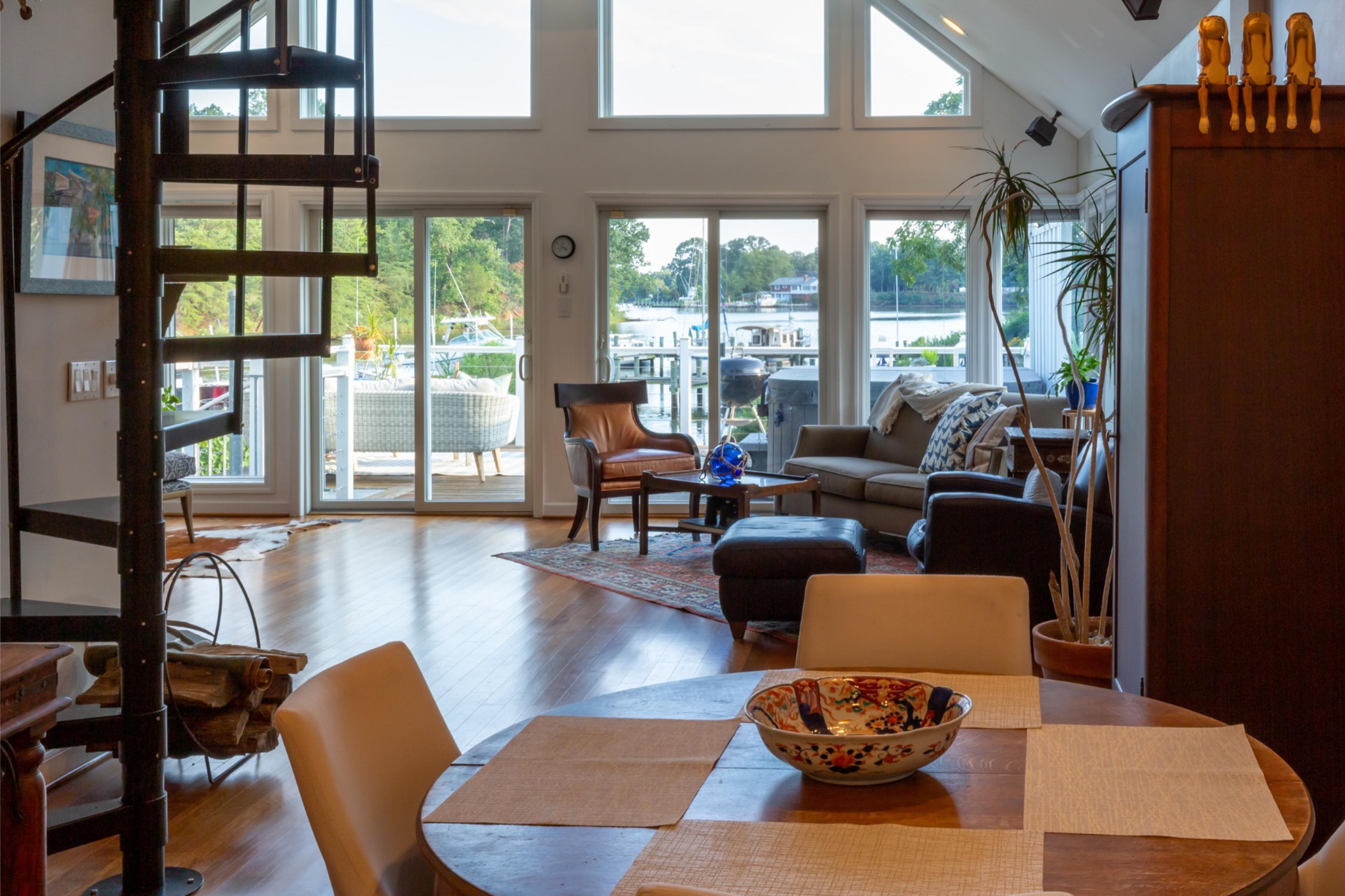 Waterfront and Wine 2