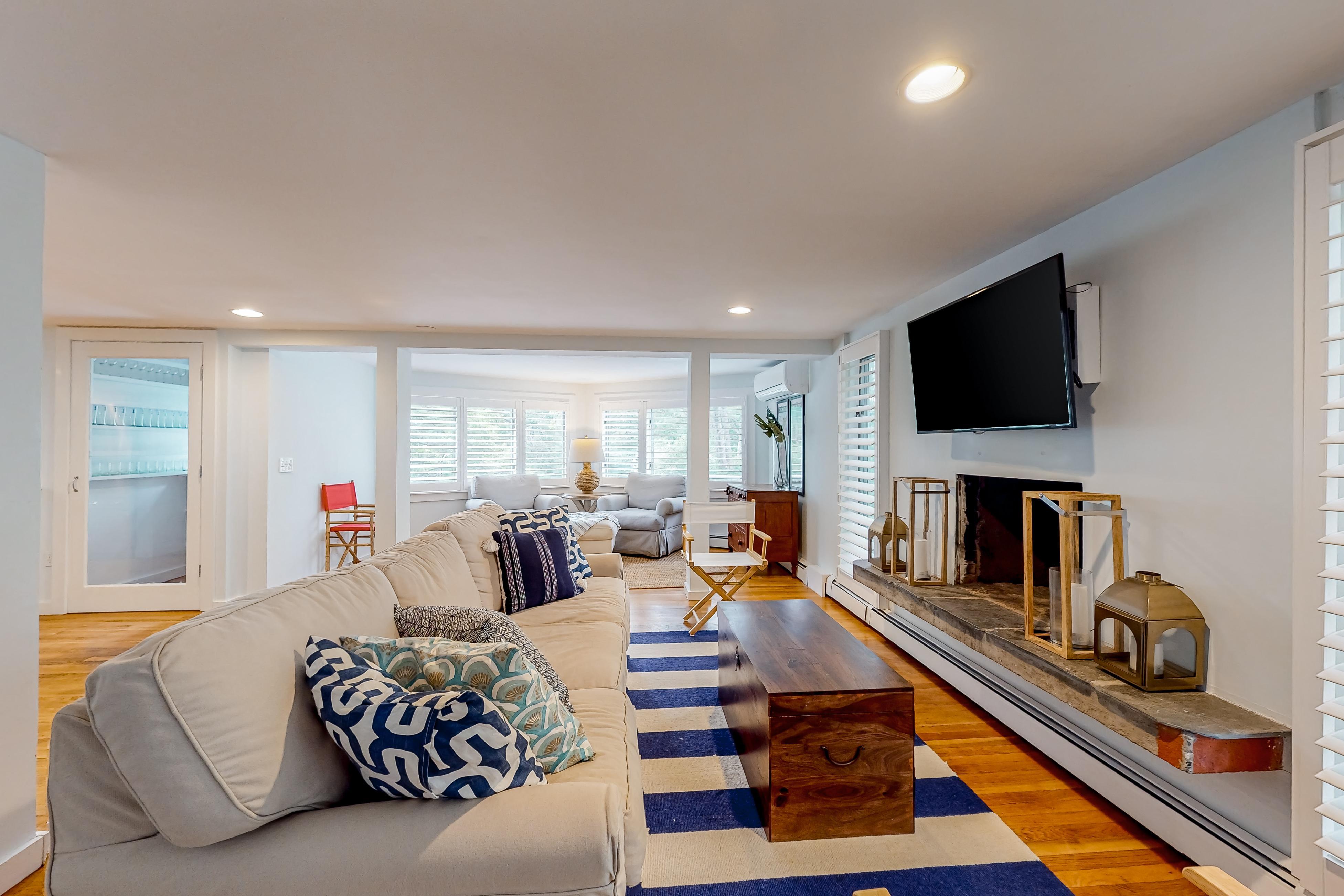 Lake Elizabeth Terrace | Photo 3