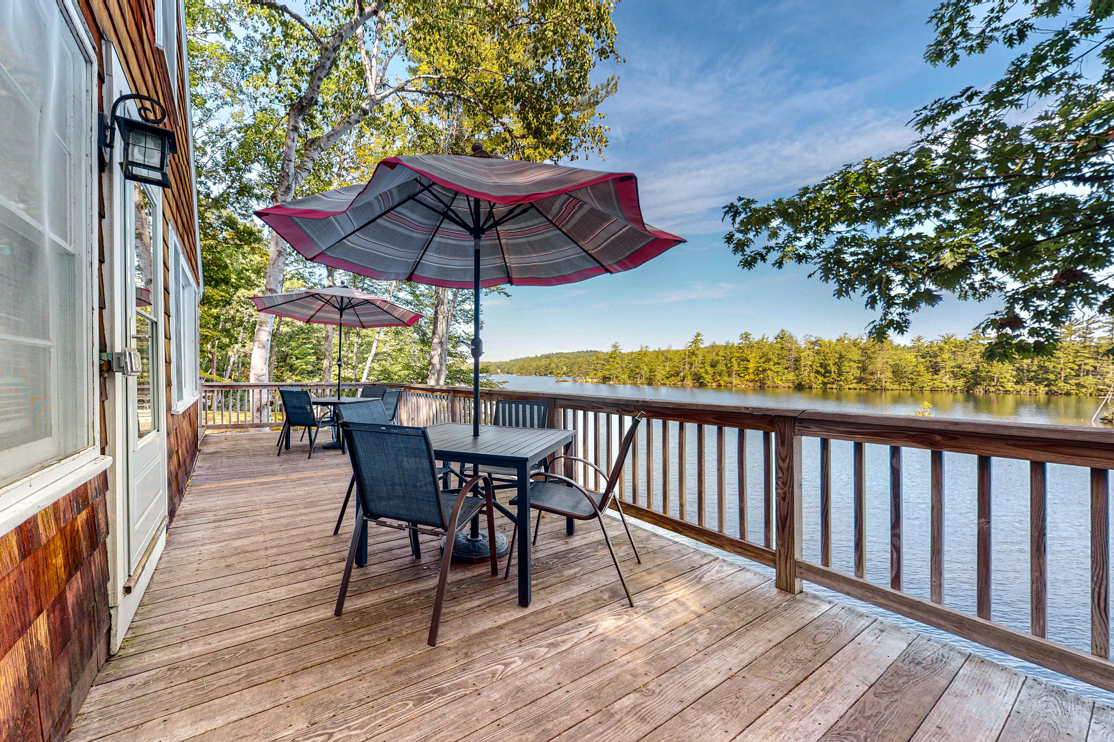 Maggie's Lakeside Cottage 2