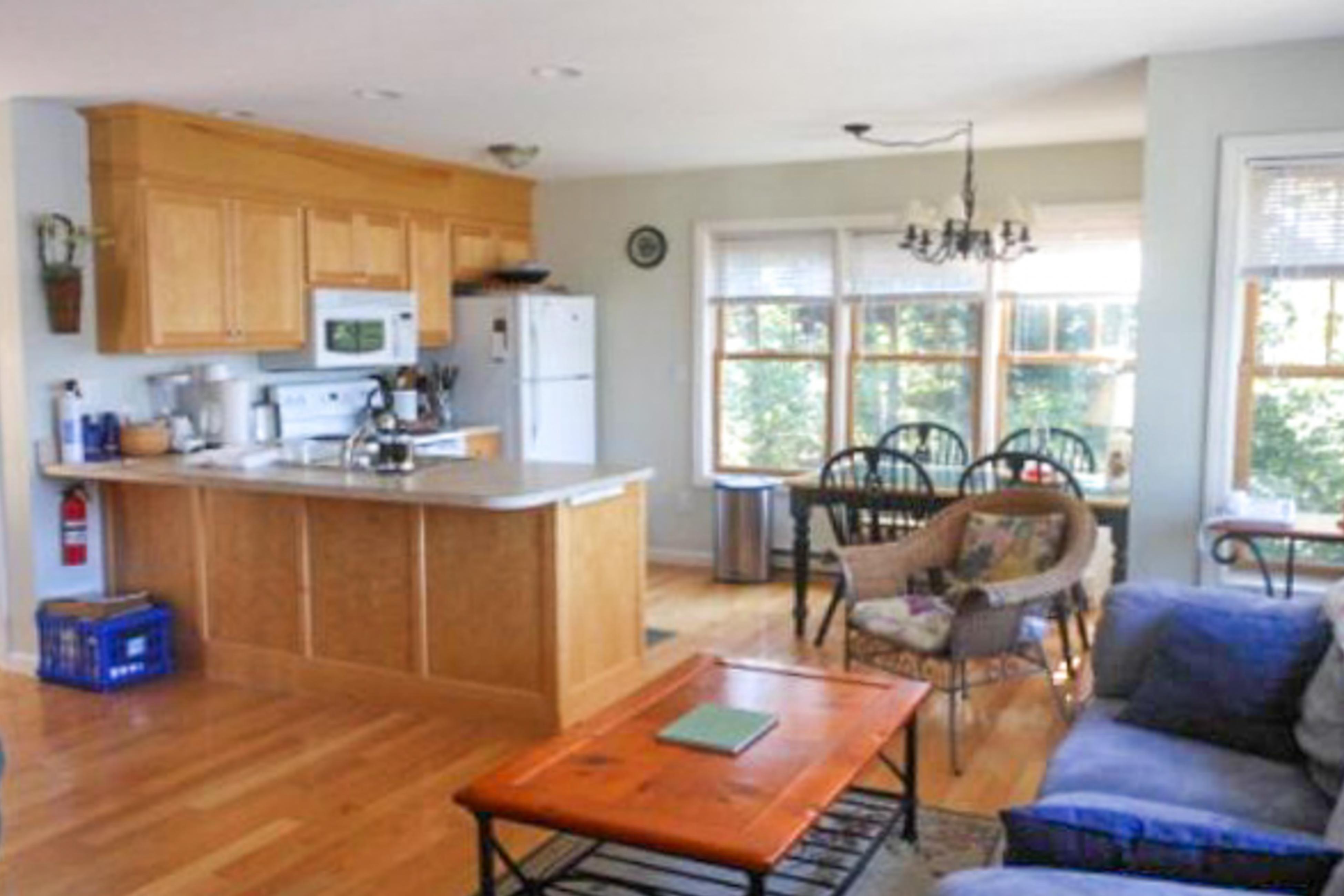 Waterfront Delight at Spindle Point 4