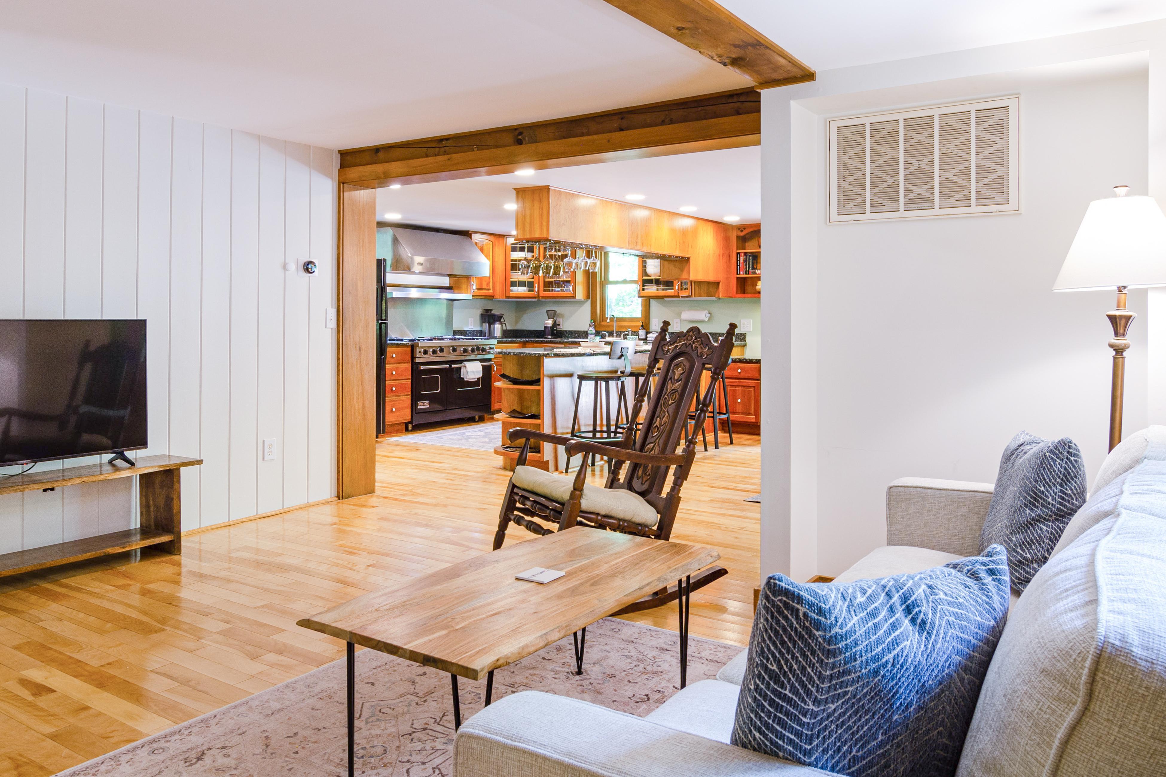 Coolidge Drive Retreat 6