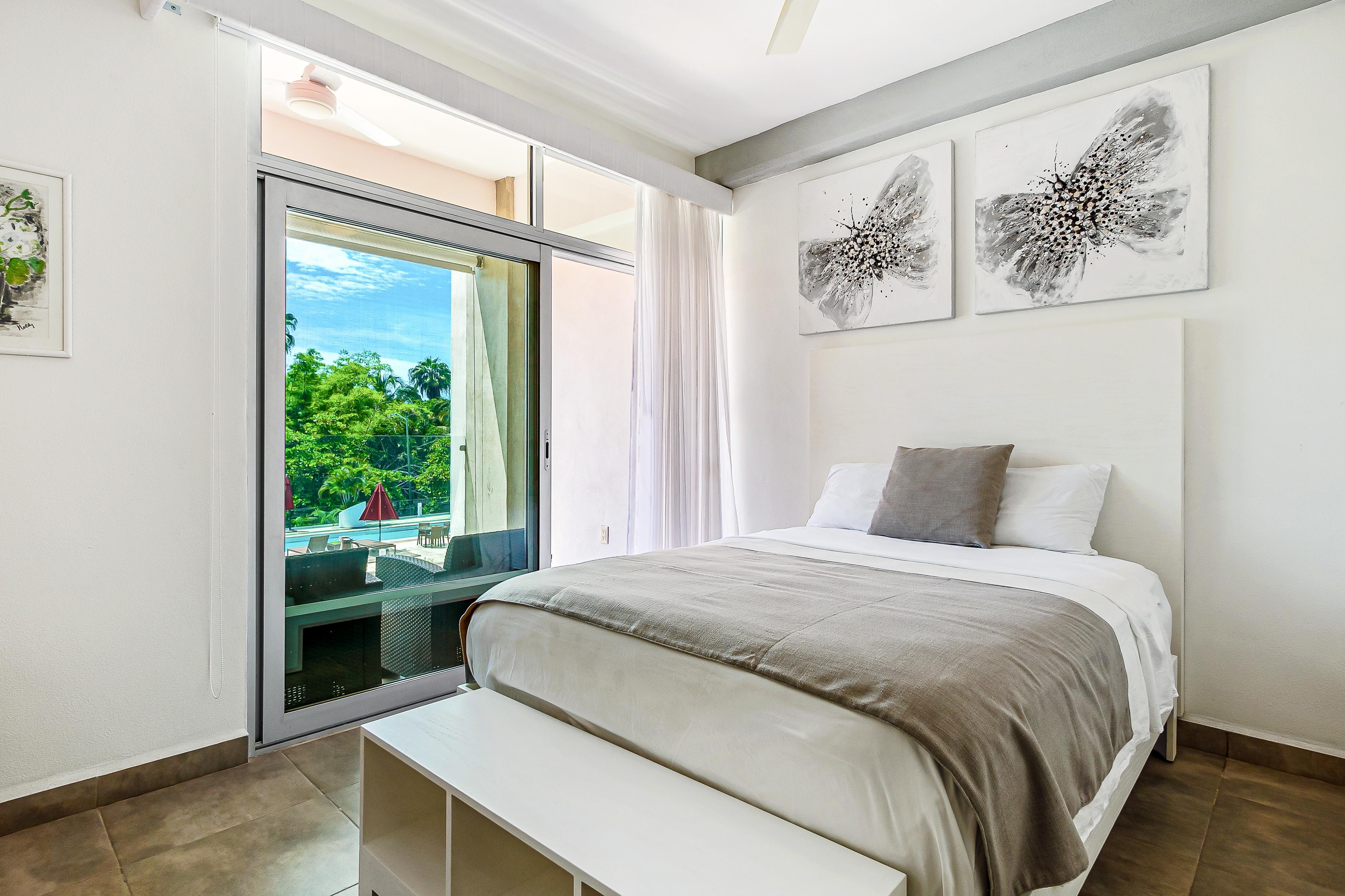 314 Plaza Beach Condo 210 5