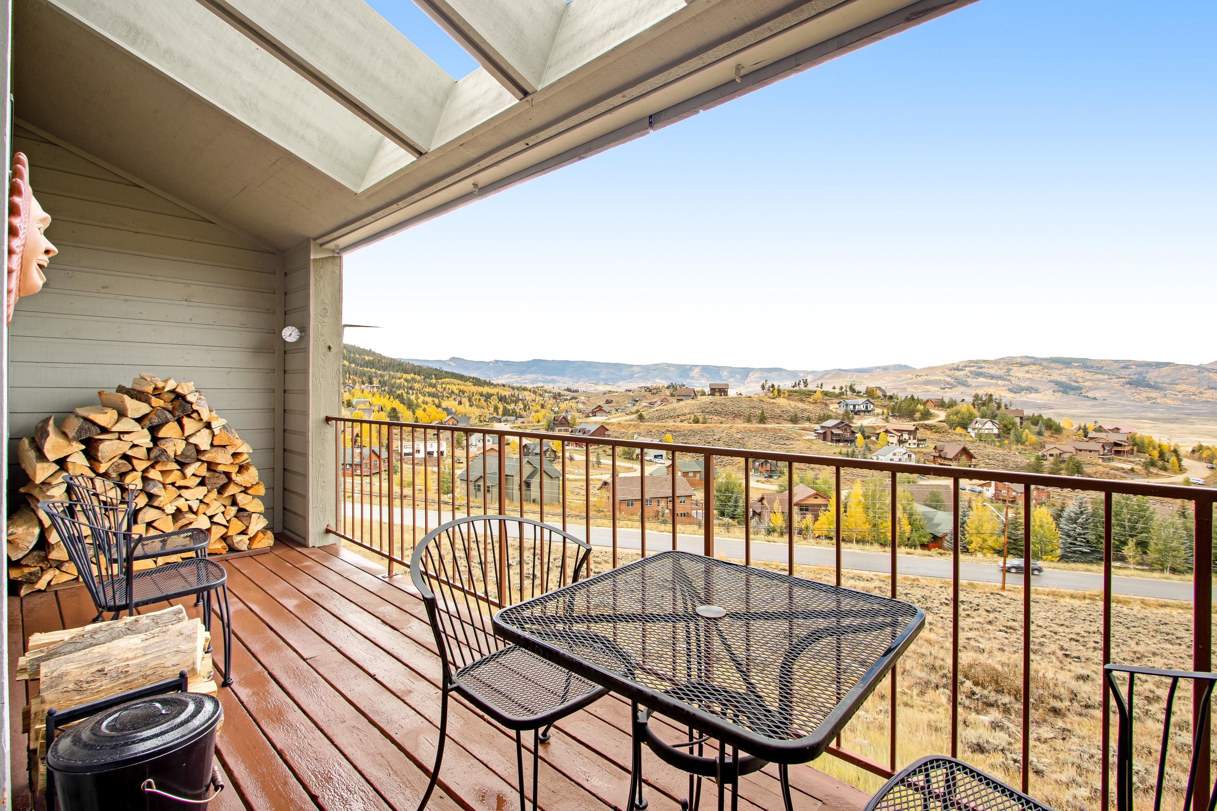 Mountain Vista Retreat | Photo 2