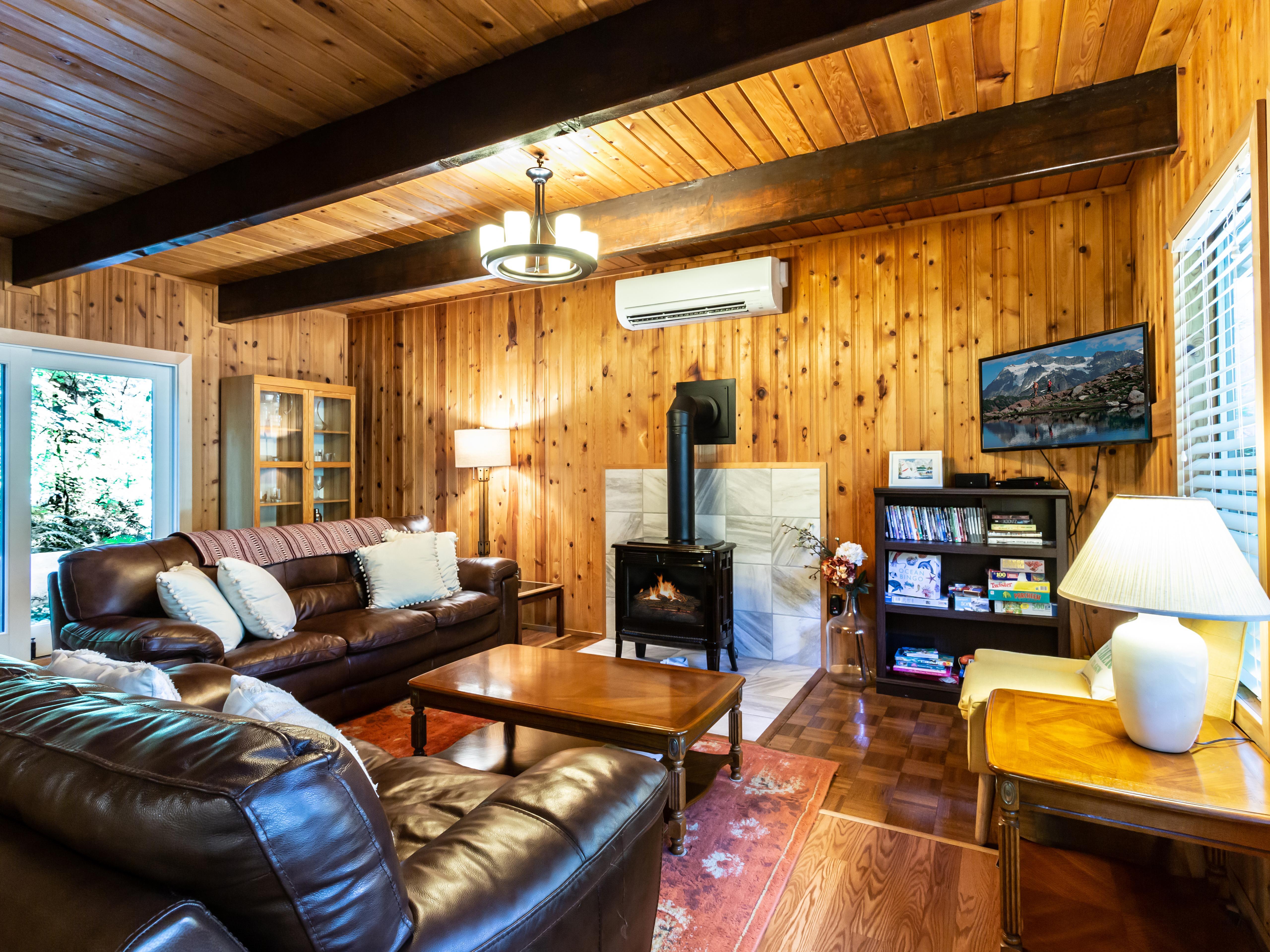 Forest View Chalet 6
