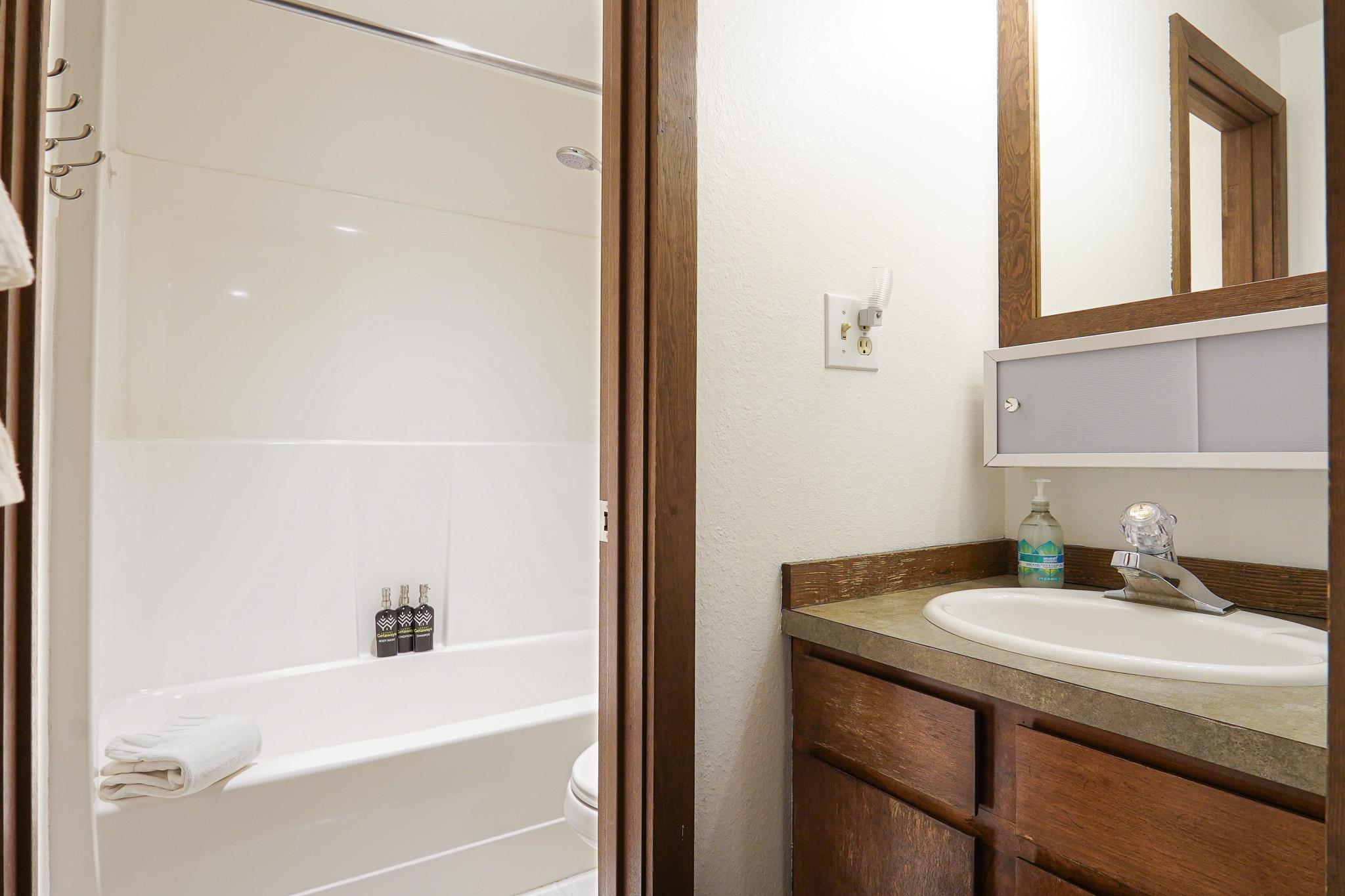 Cedar Suite at Snowater 4
