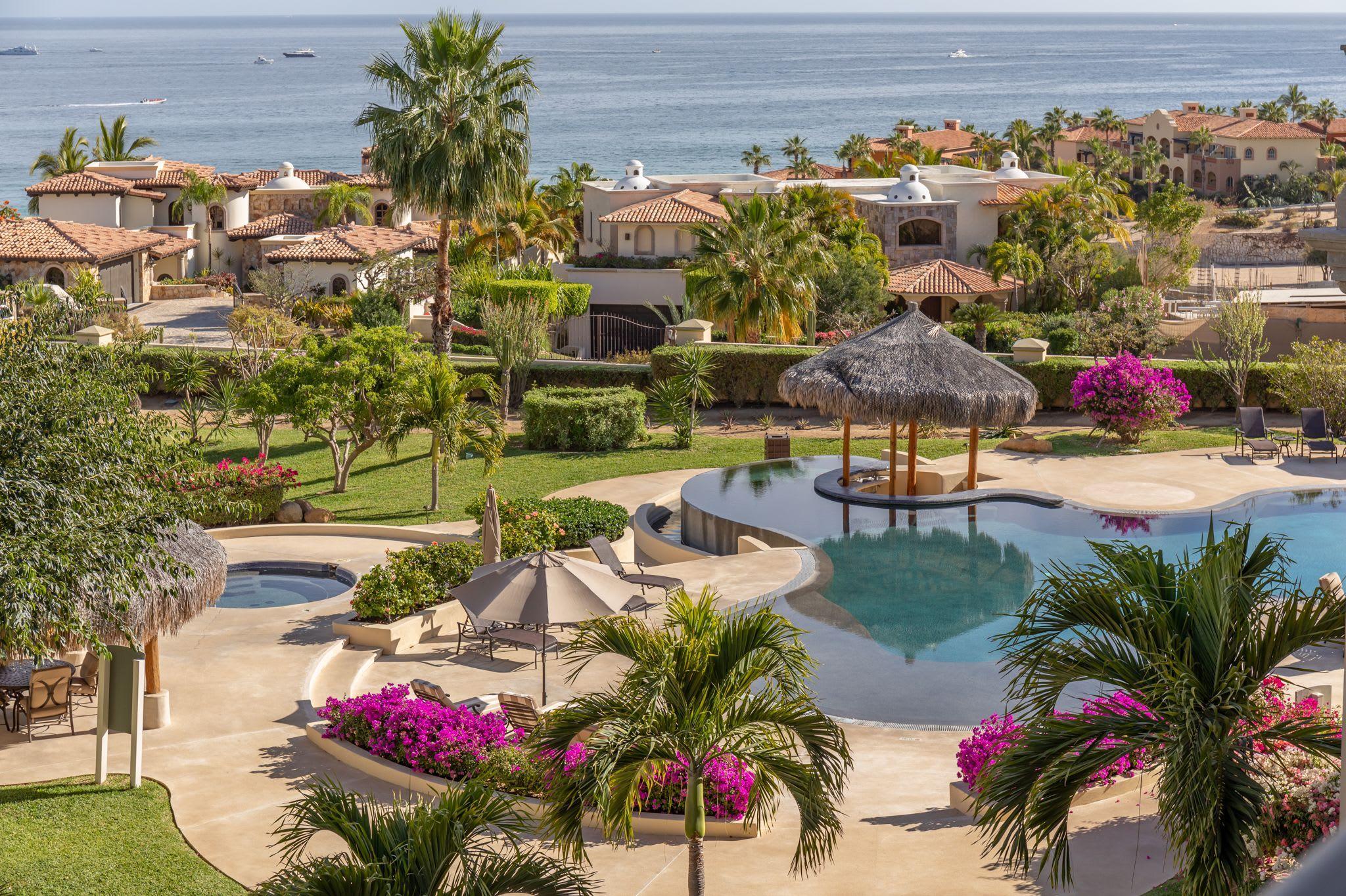 Retreat in Cabo del Sol golf and beach community