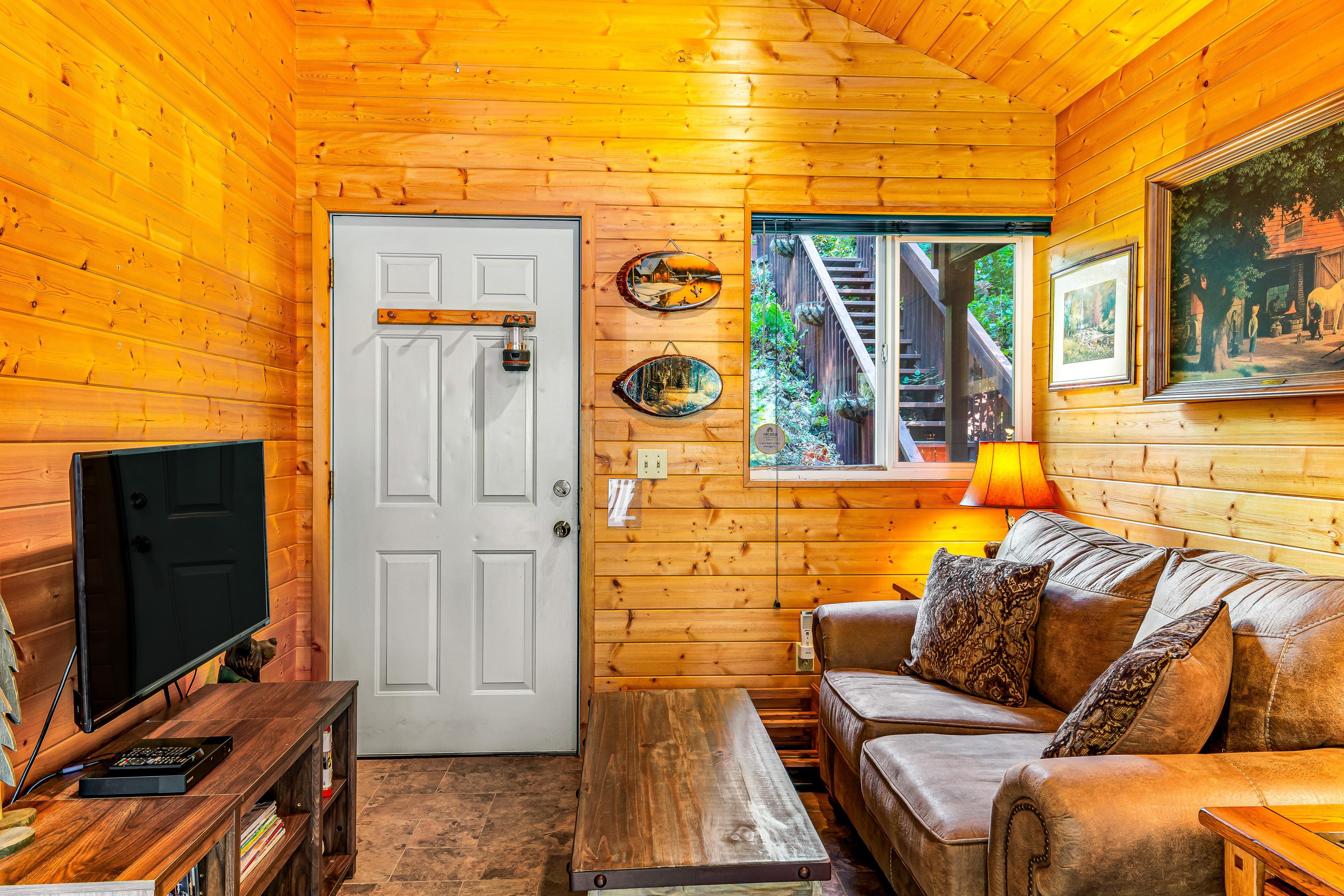 Eagle's Nest on Lake Sutherland 5