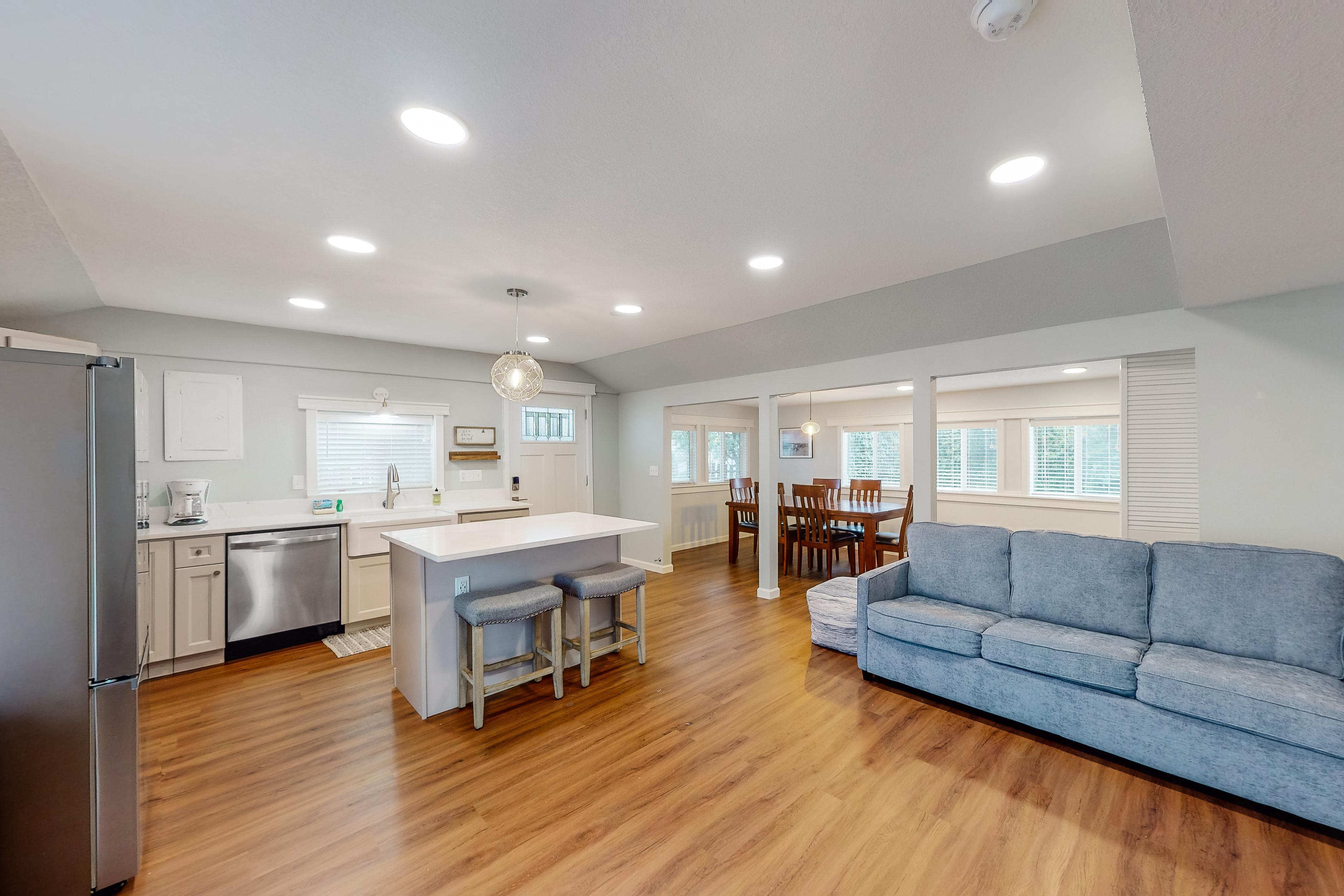 Bungalow by the Bay